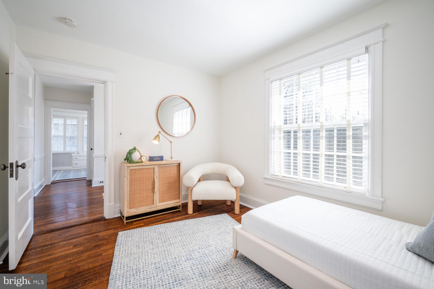 CHEVY CHASE VILLAGE - Residential