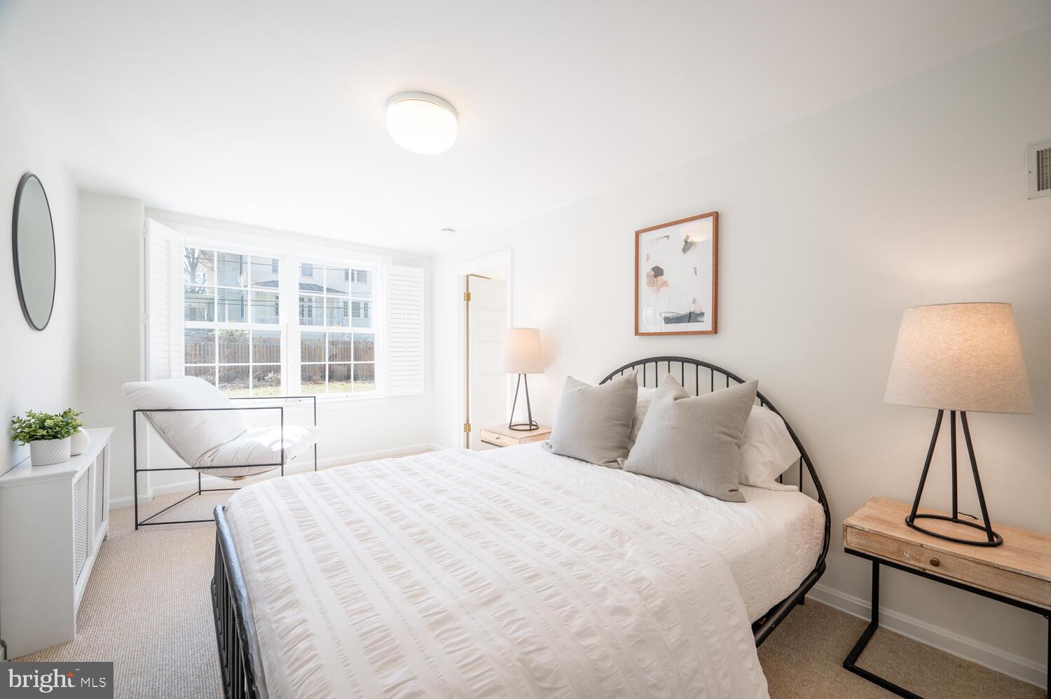 CHEVY CHASE VILLAGE - Residential