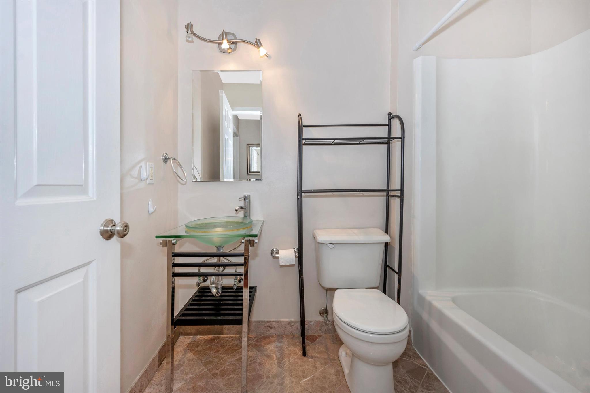 DOWNTOWN FREDERICK - Residential Lease