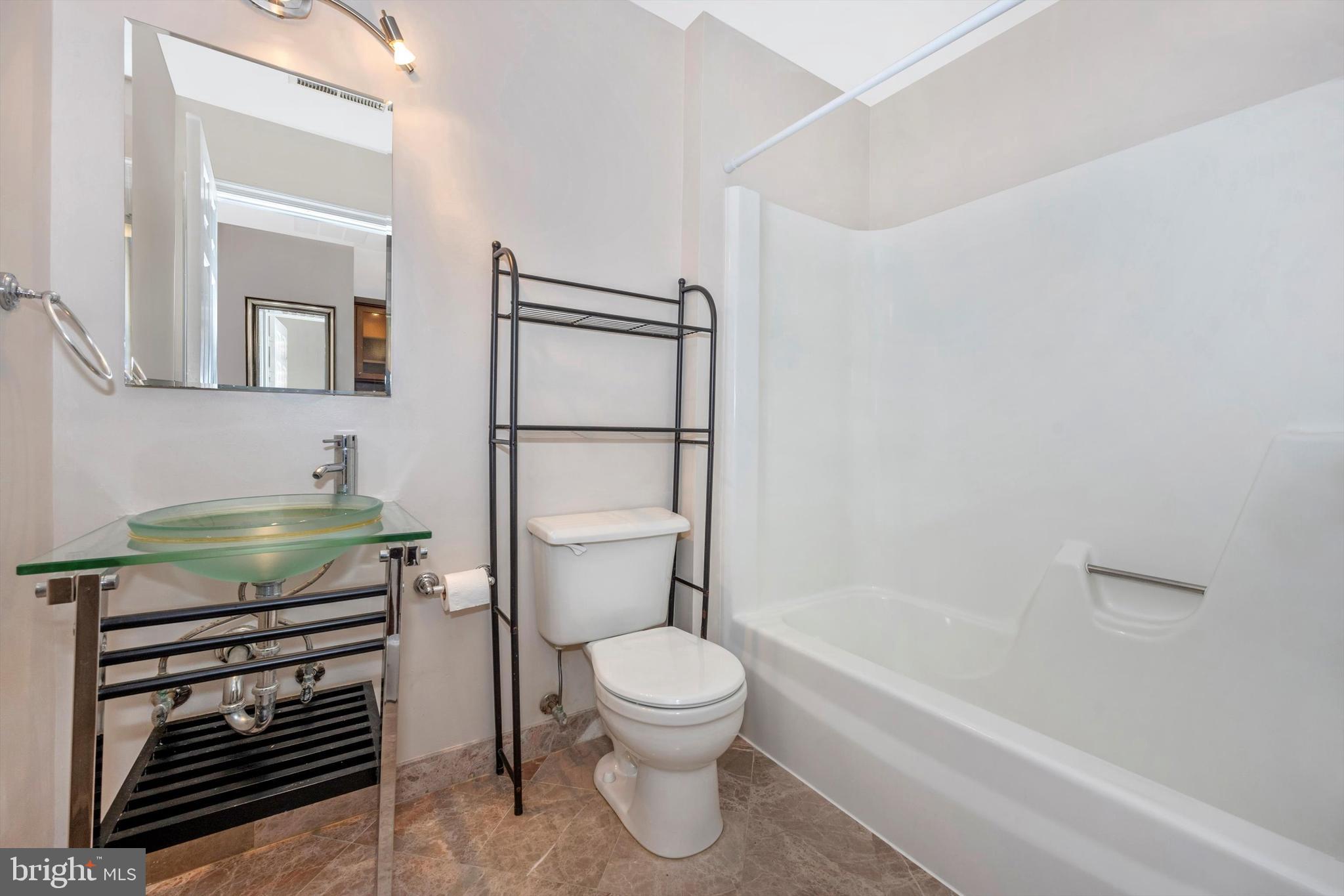 DOWNTOWN FREDERICK - Residential Lease