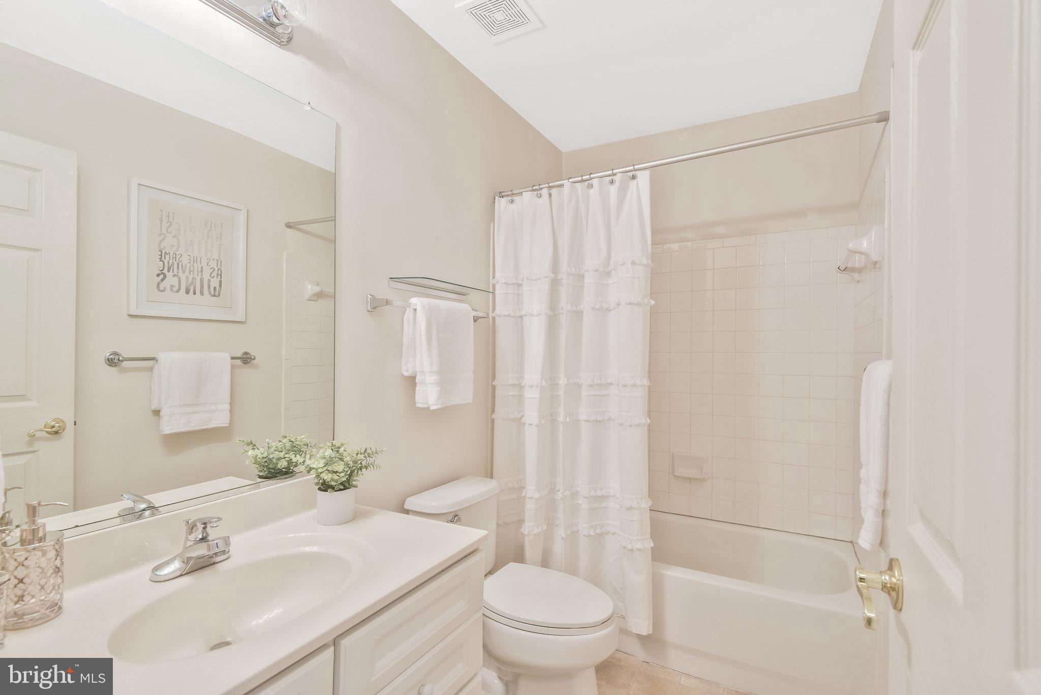 MONTEROSA - Residential