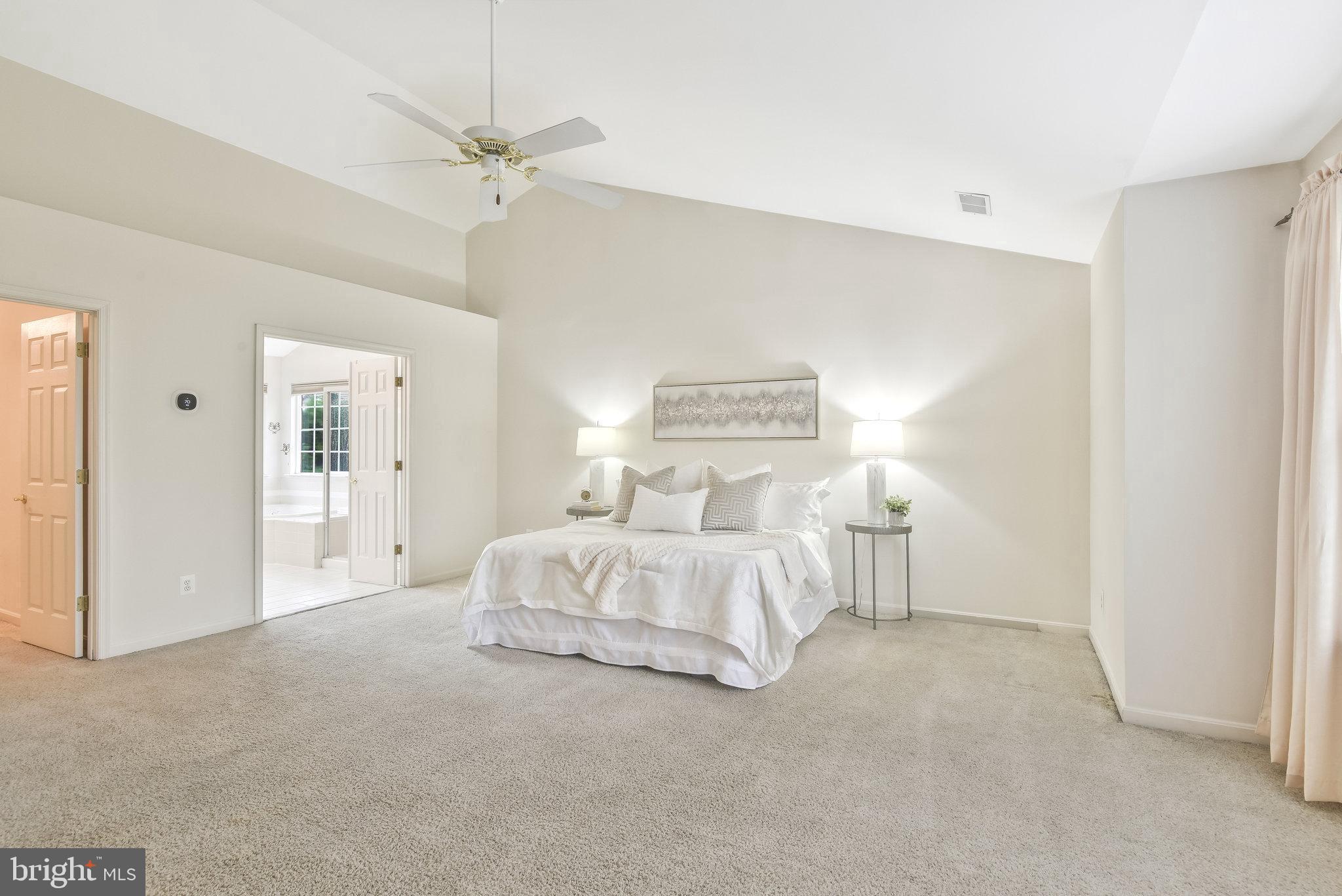 MONTEROSA - Residential