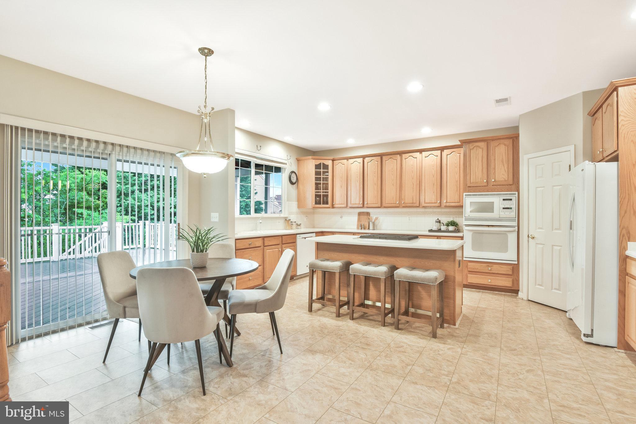 MONTEROSA - Residential