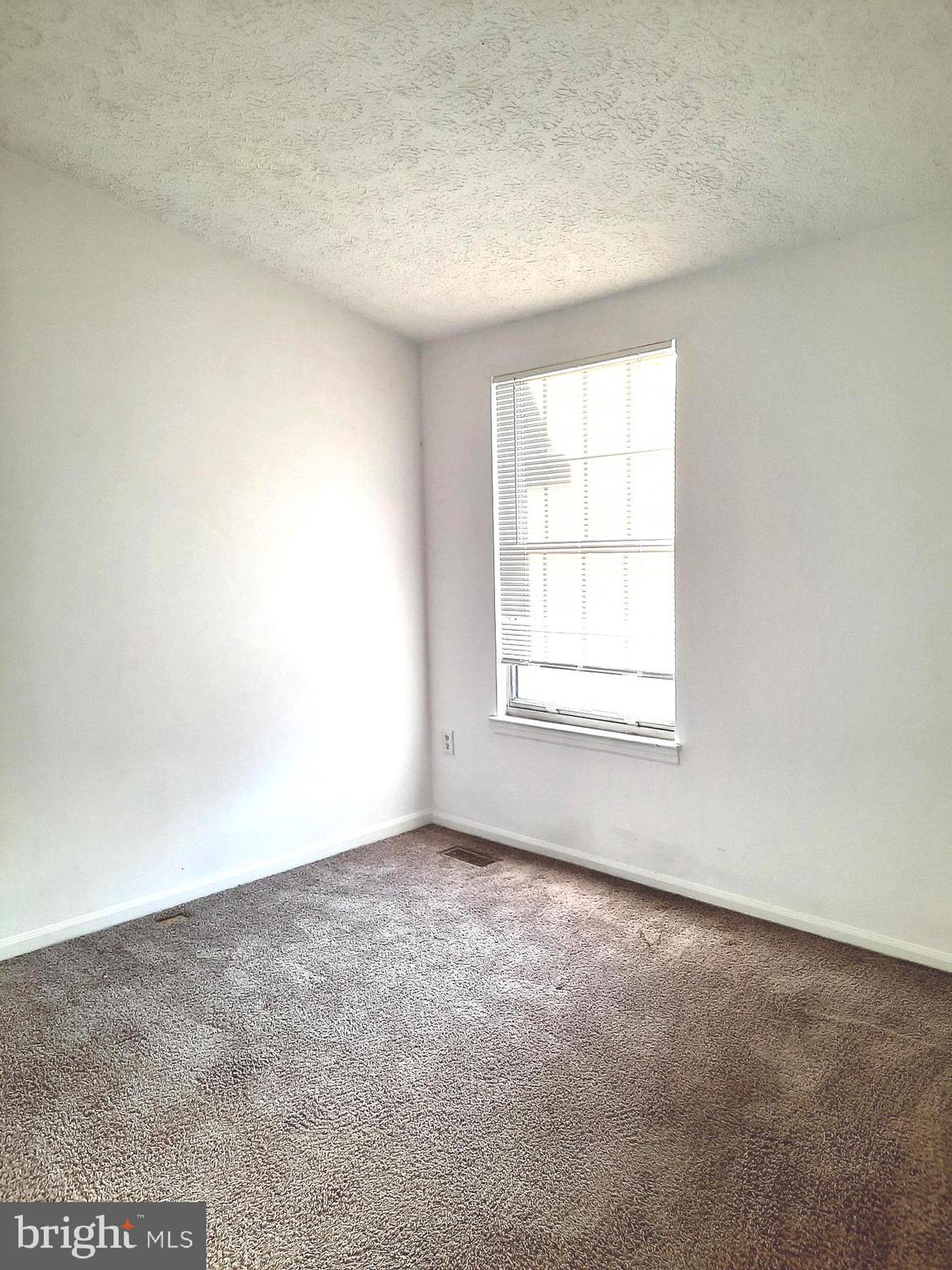 CLOVERFIELD MANOR - Residential Lease