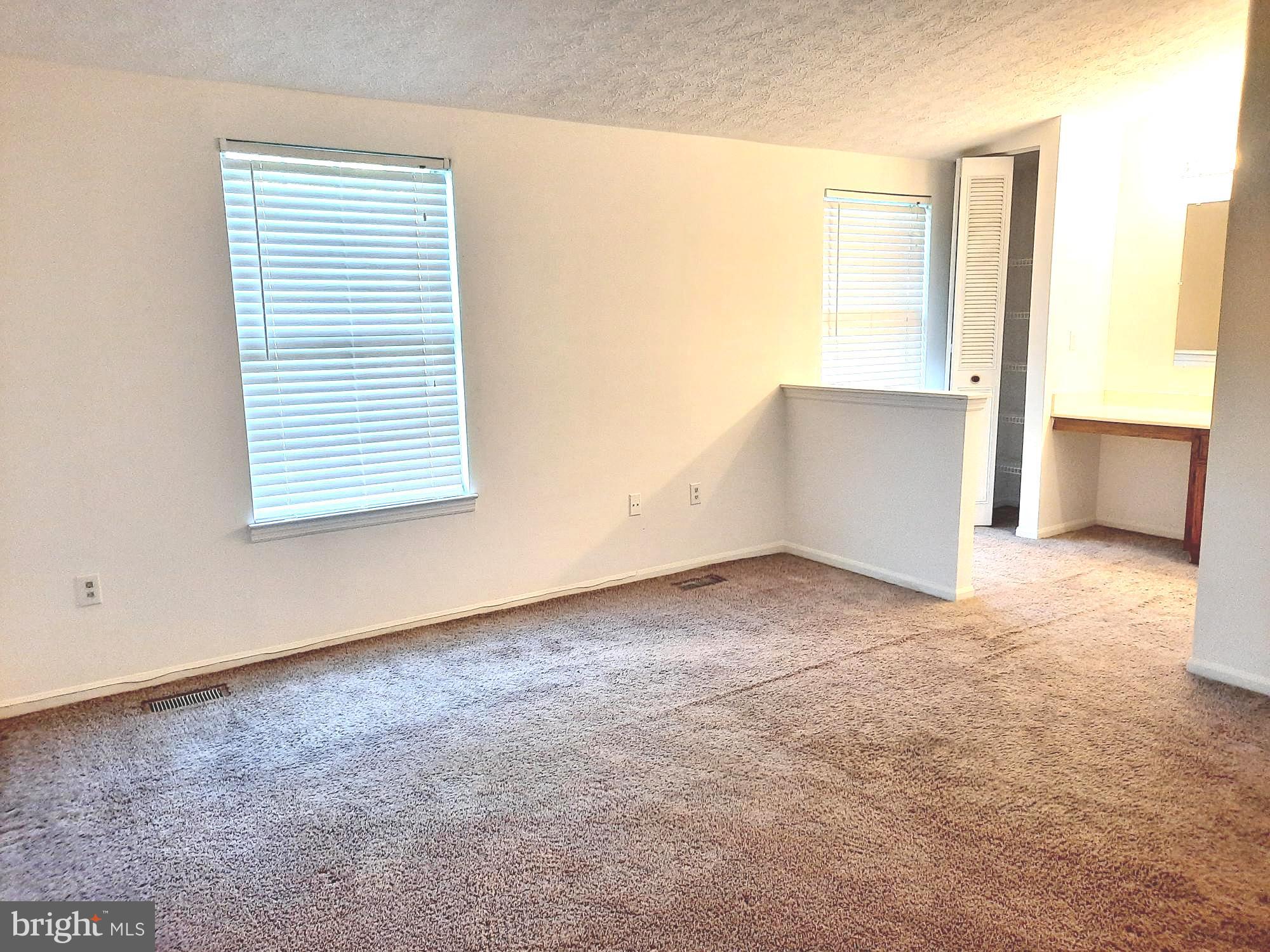 CLOVERFIELD MANOR - Residential Lease