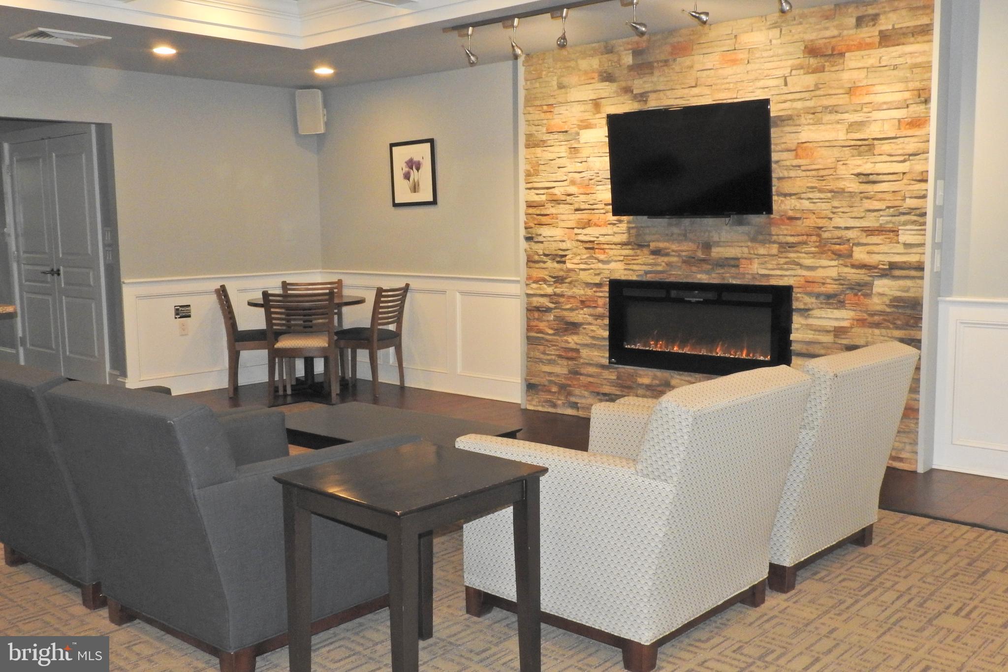 BEAVER HILL - Residential