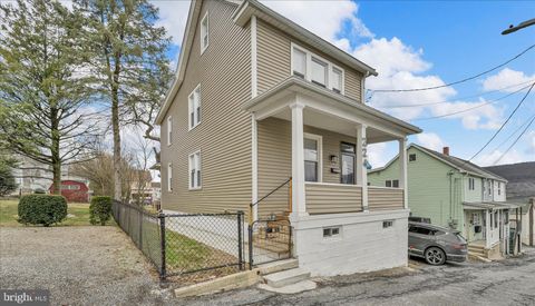 224 FISHER AVENUE COALDALE PA 18218