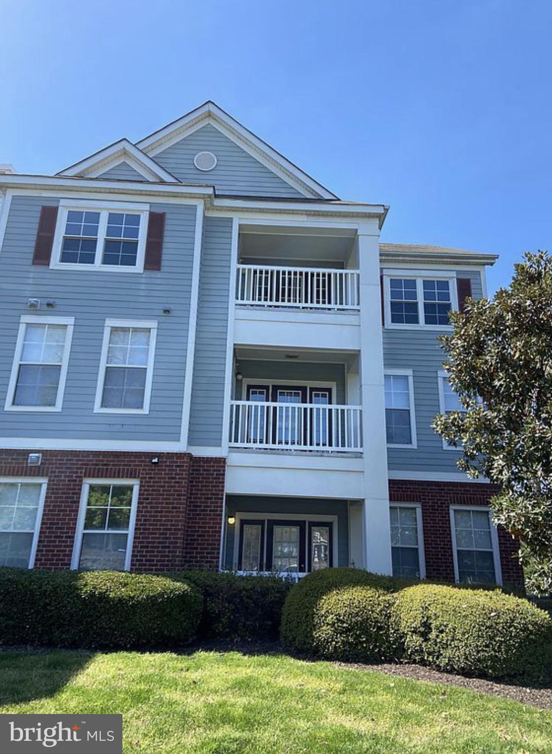 Photo 1 of 25 — 600 FERN MEADOW LOOP 306, MIDLOTHIAN, VA 23114