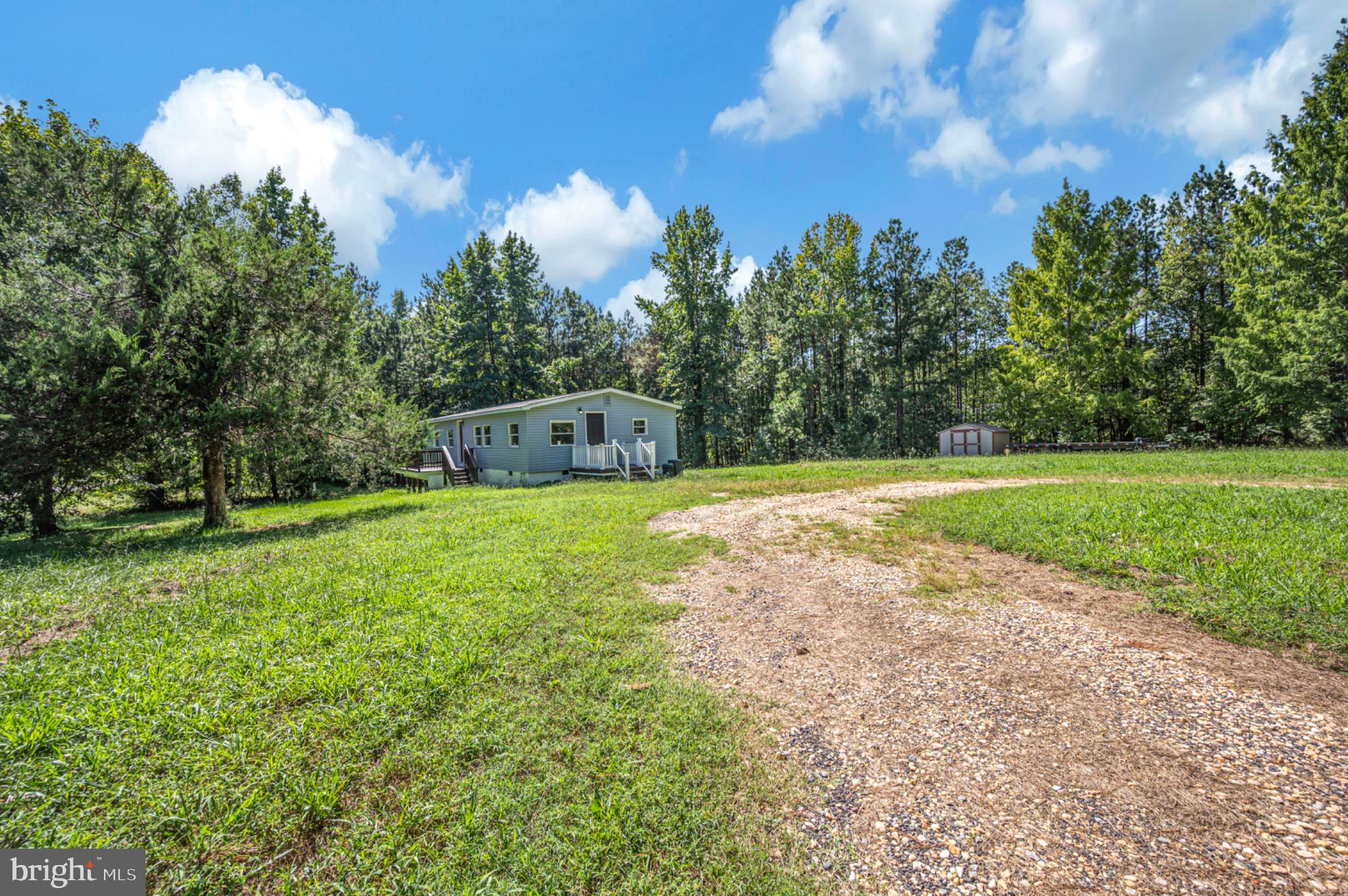 987 EASTHAM ROAD