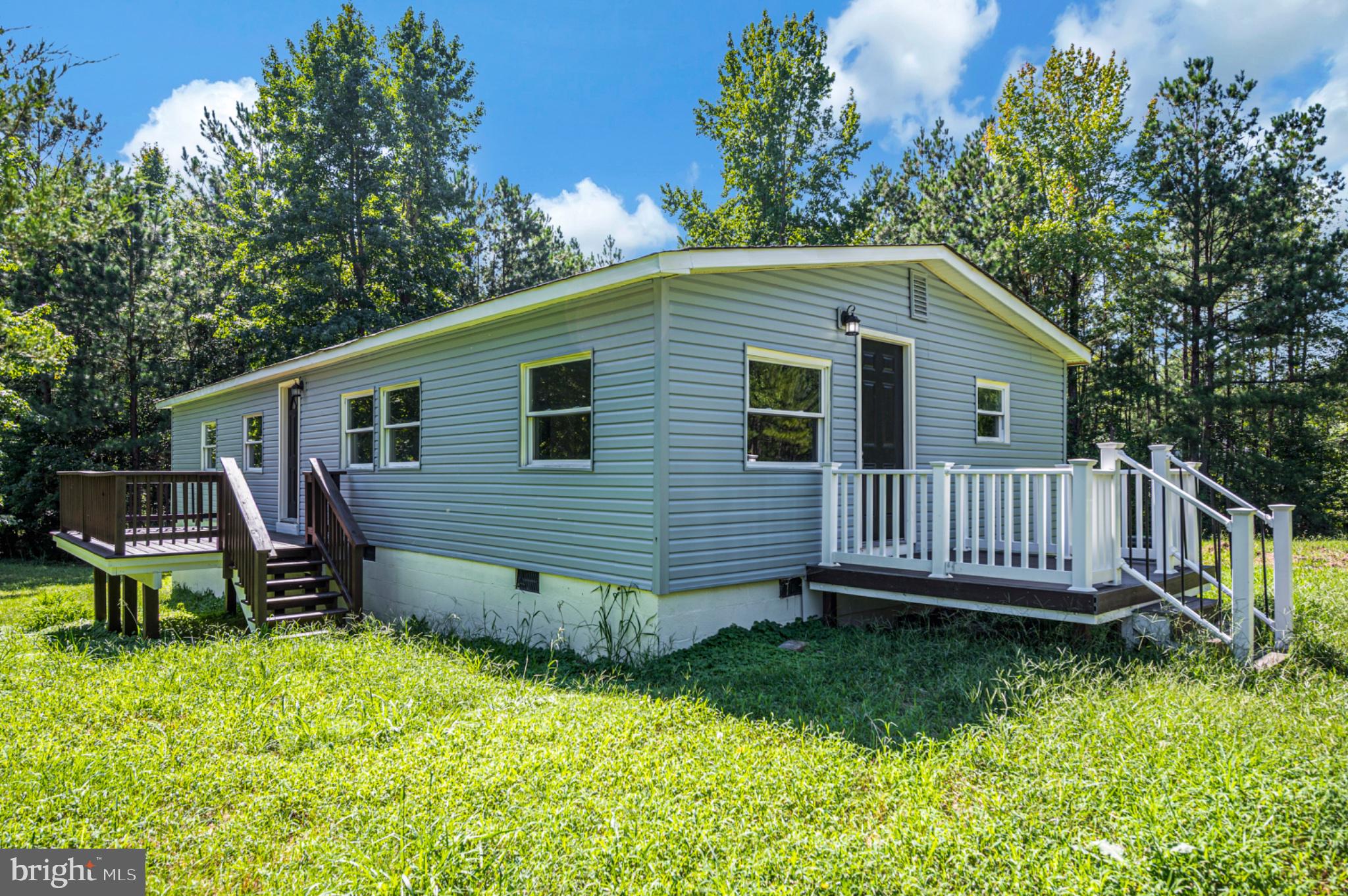 987 EASTHAM ROAD