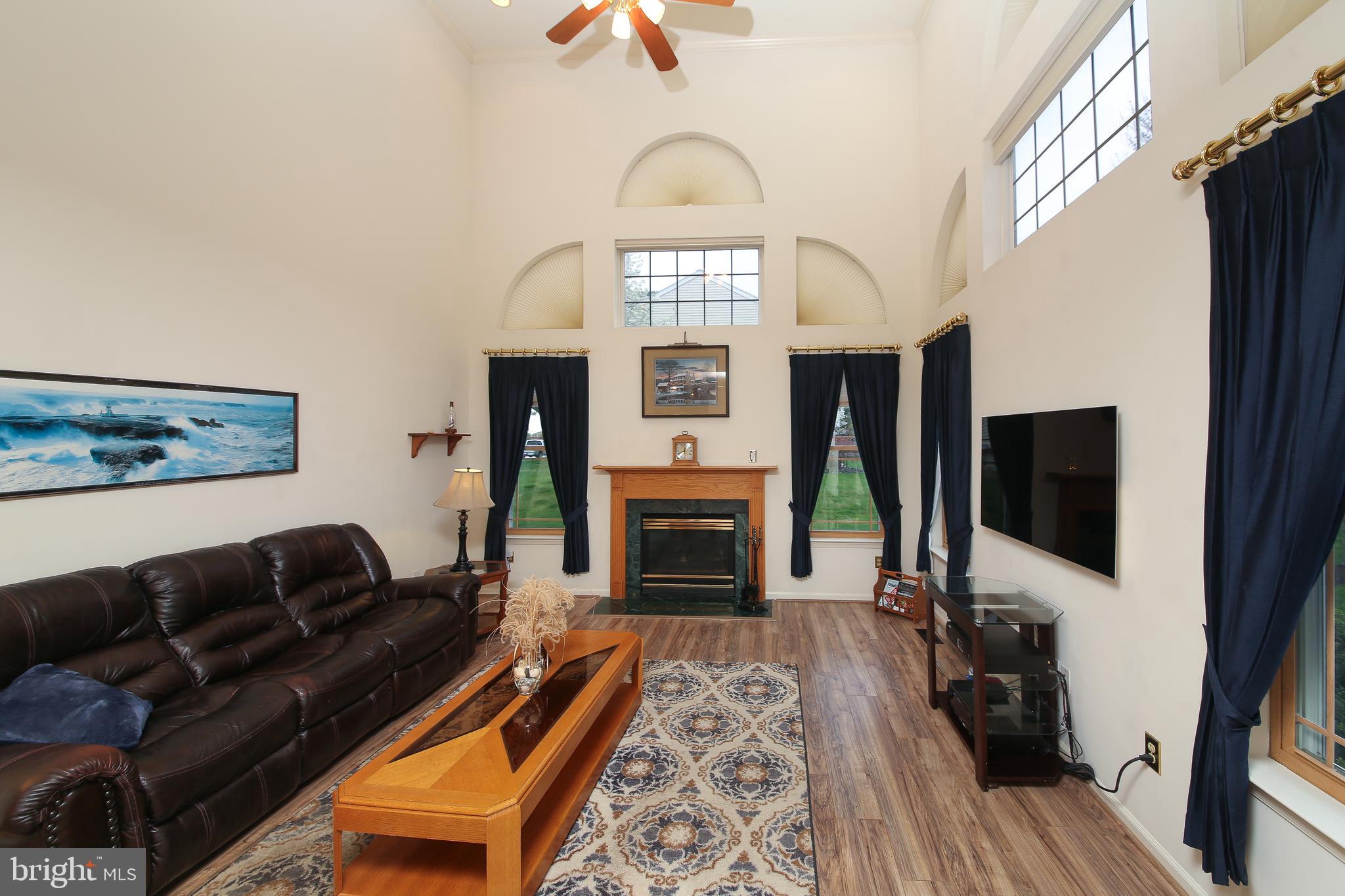 THE HIGHLANDS - Residential