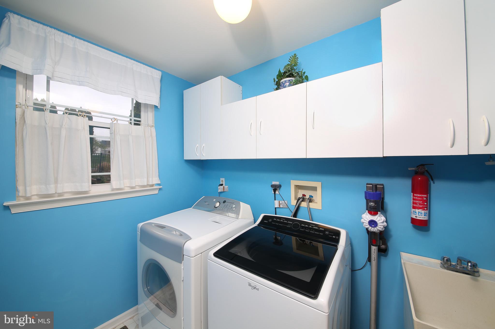 THE HIGHLANDS - Residential