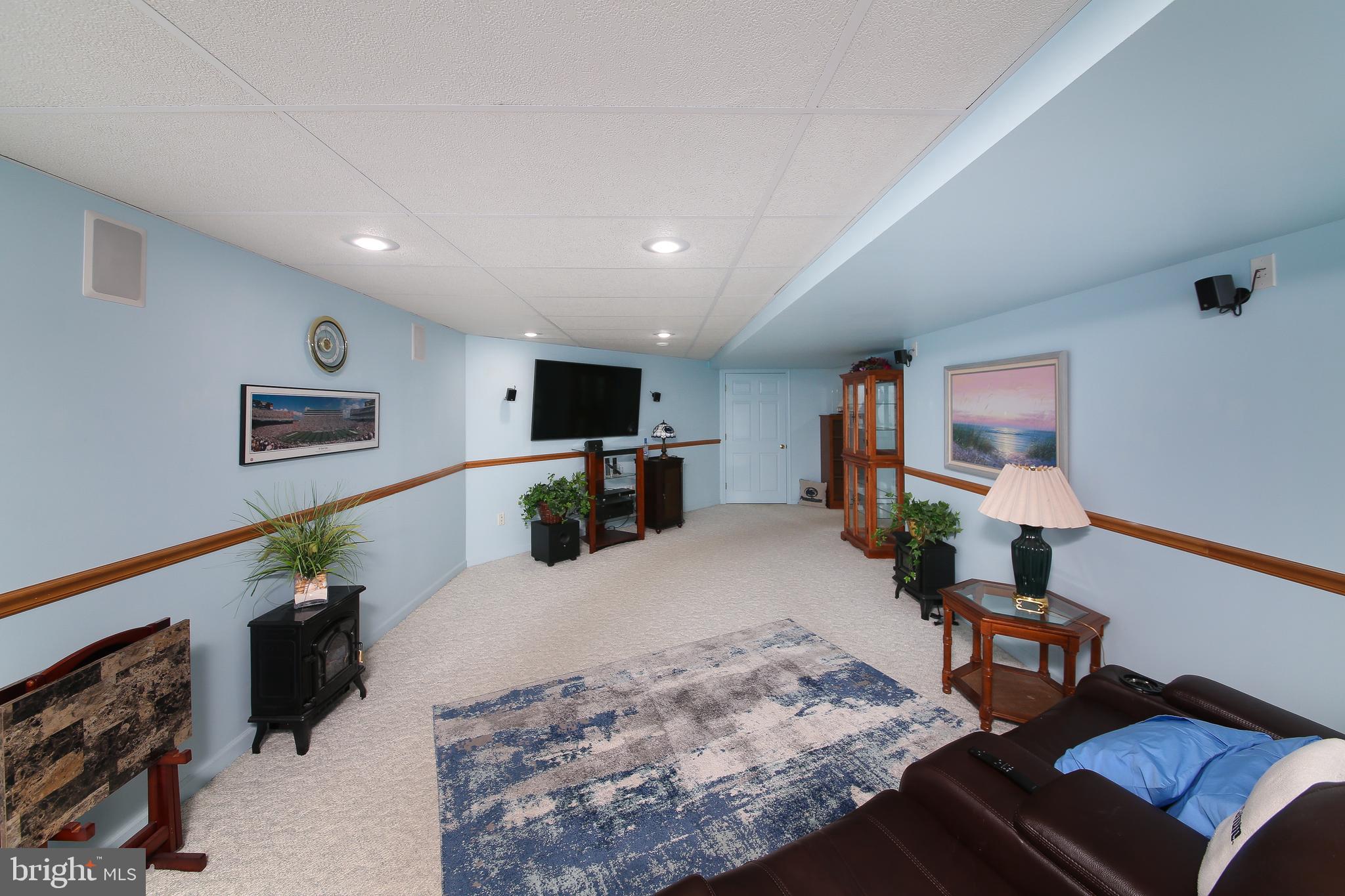 THE HIGHLANDS - Residential