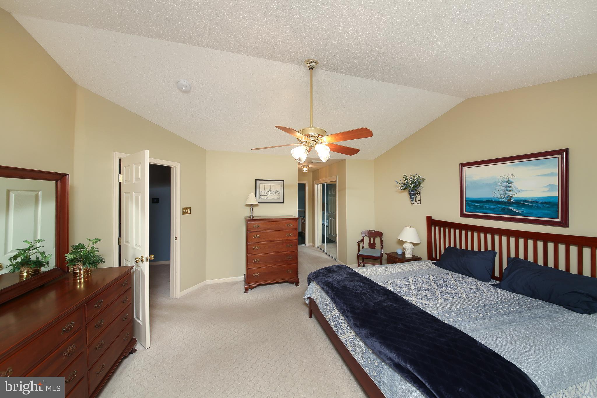 THE HIGHLANDS - Residential