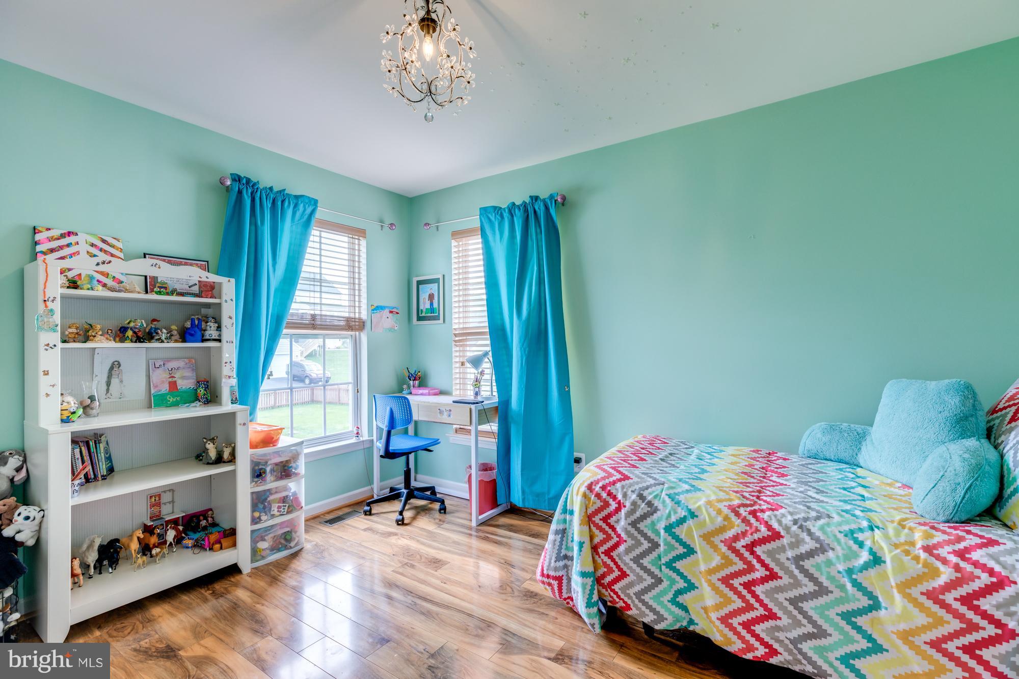 KINGSRIDGE ESTATES - Residential Lease