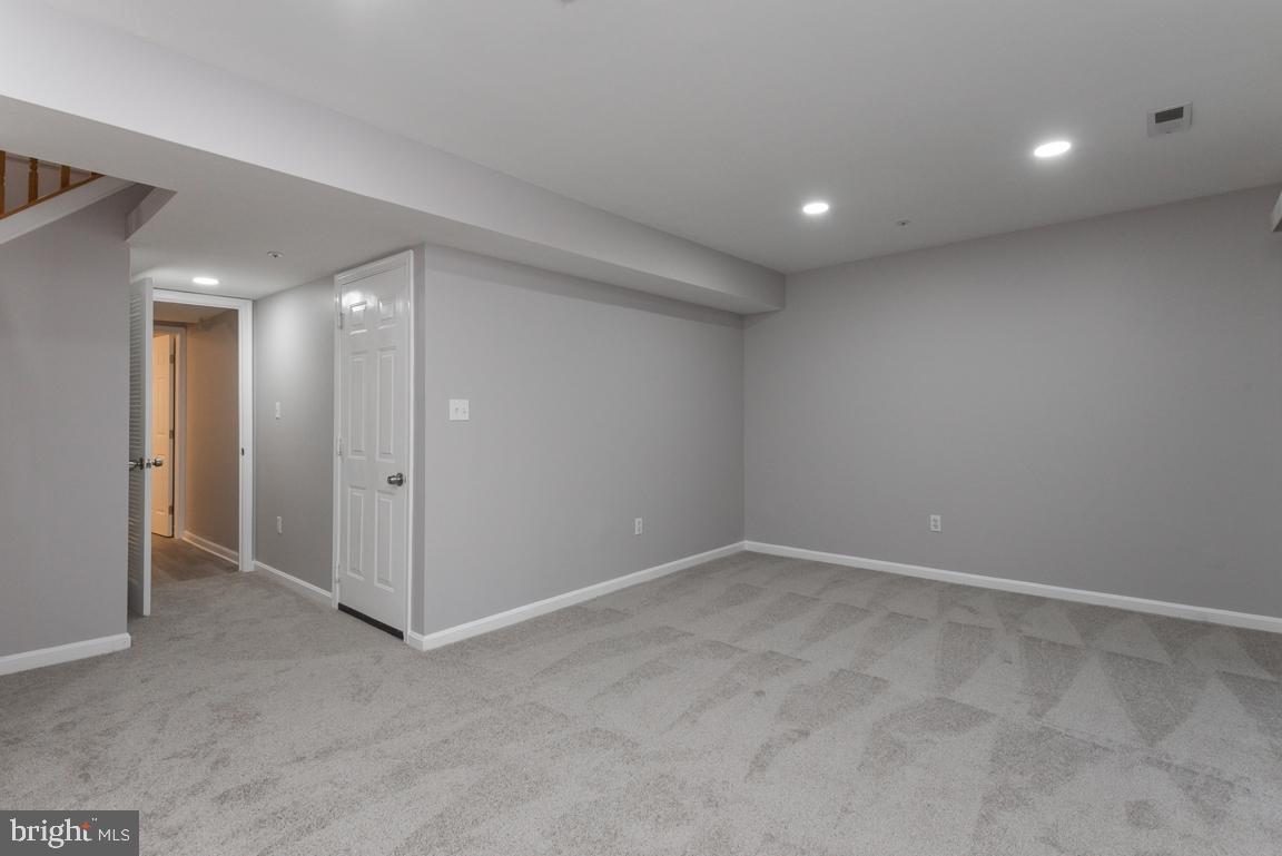 VILLAGES OF MARLBOROUGH - Residential