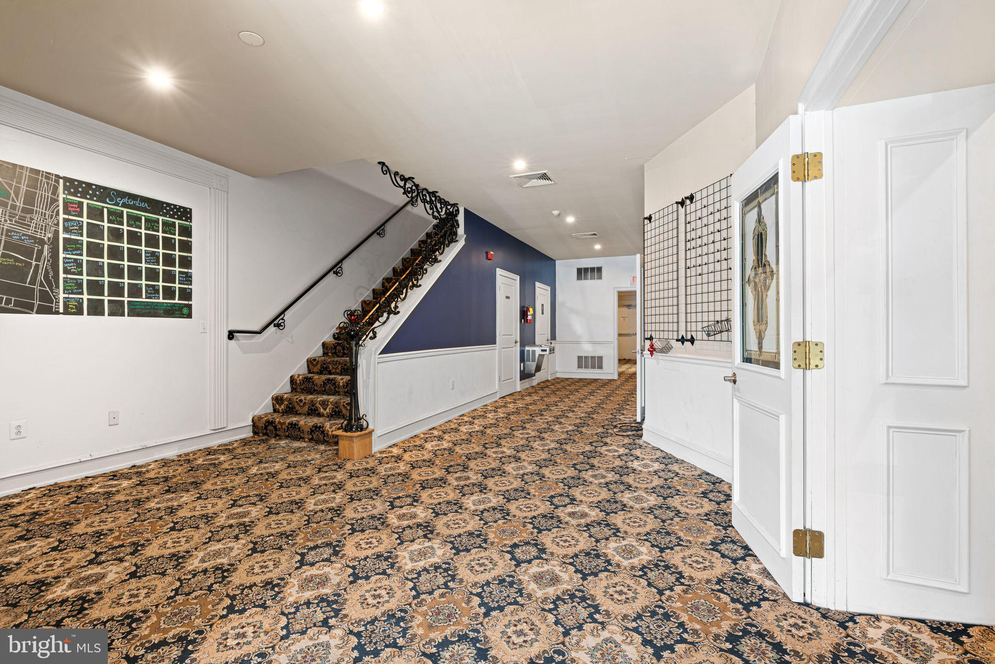 LOWER MOYAMENSING - Commercial Sale