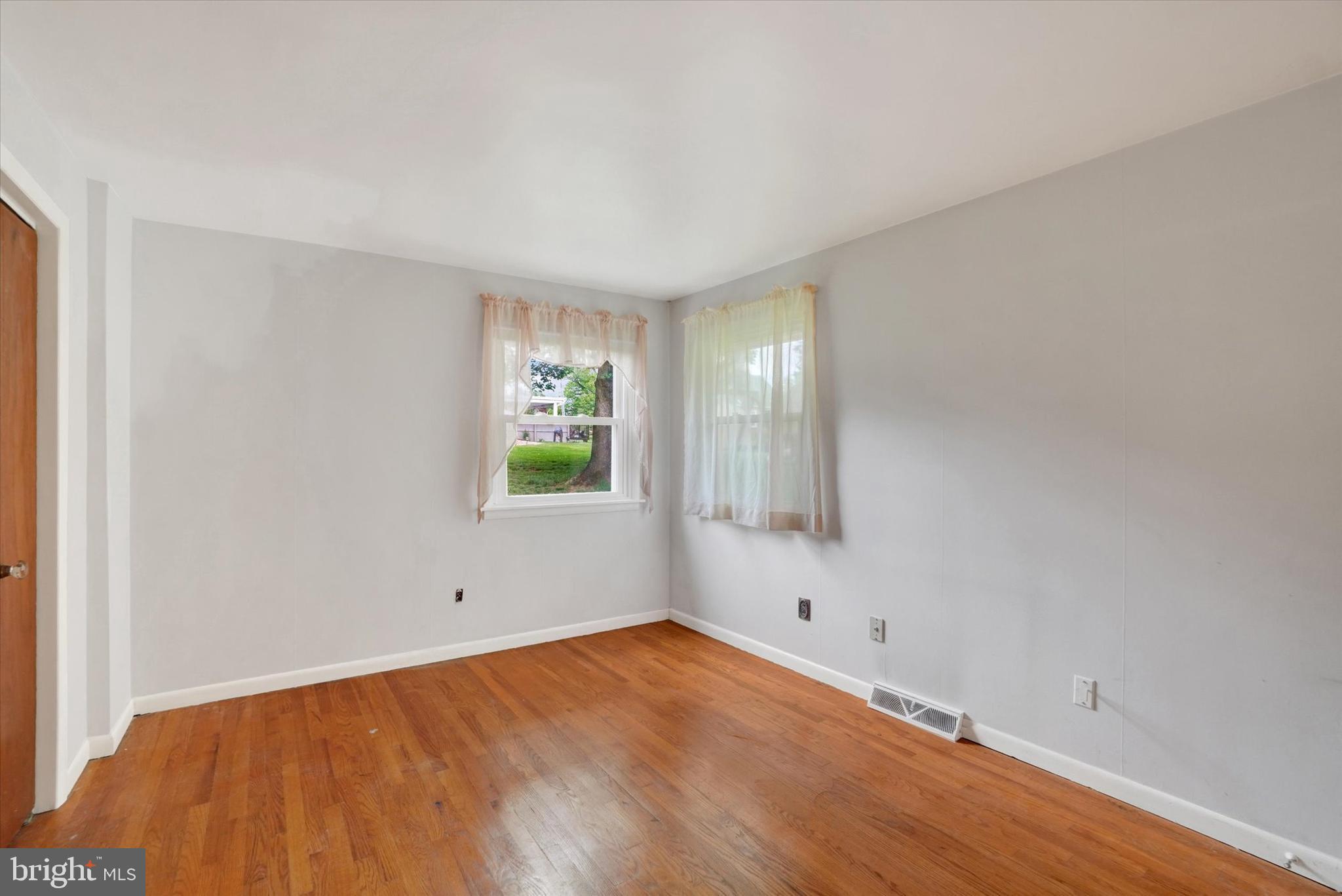 SHETTERS GROVE - Residential