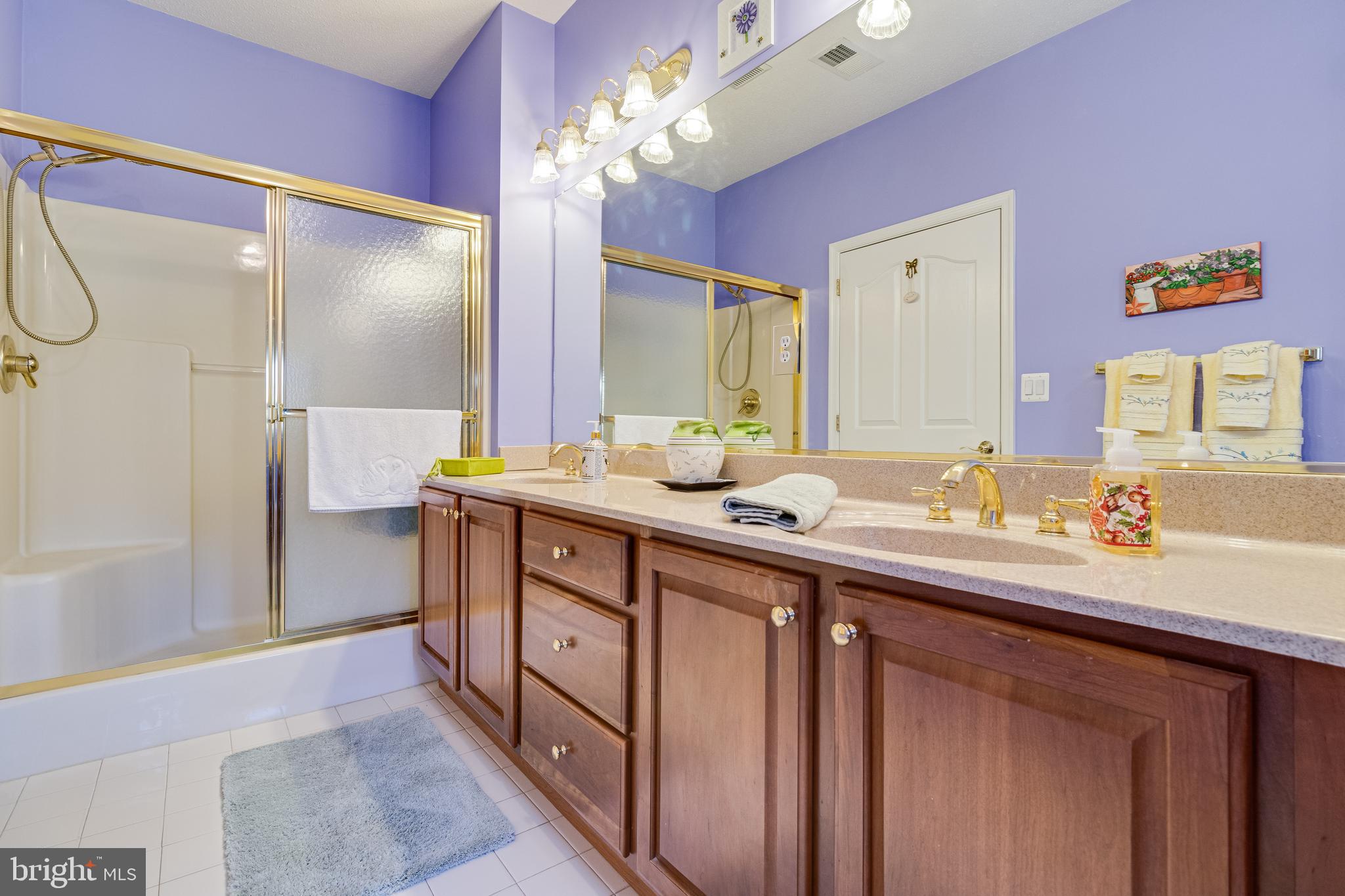 HAWTHORNE GREENE - Residential