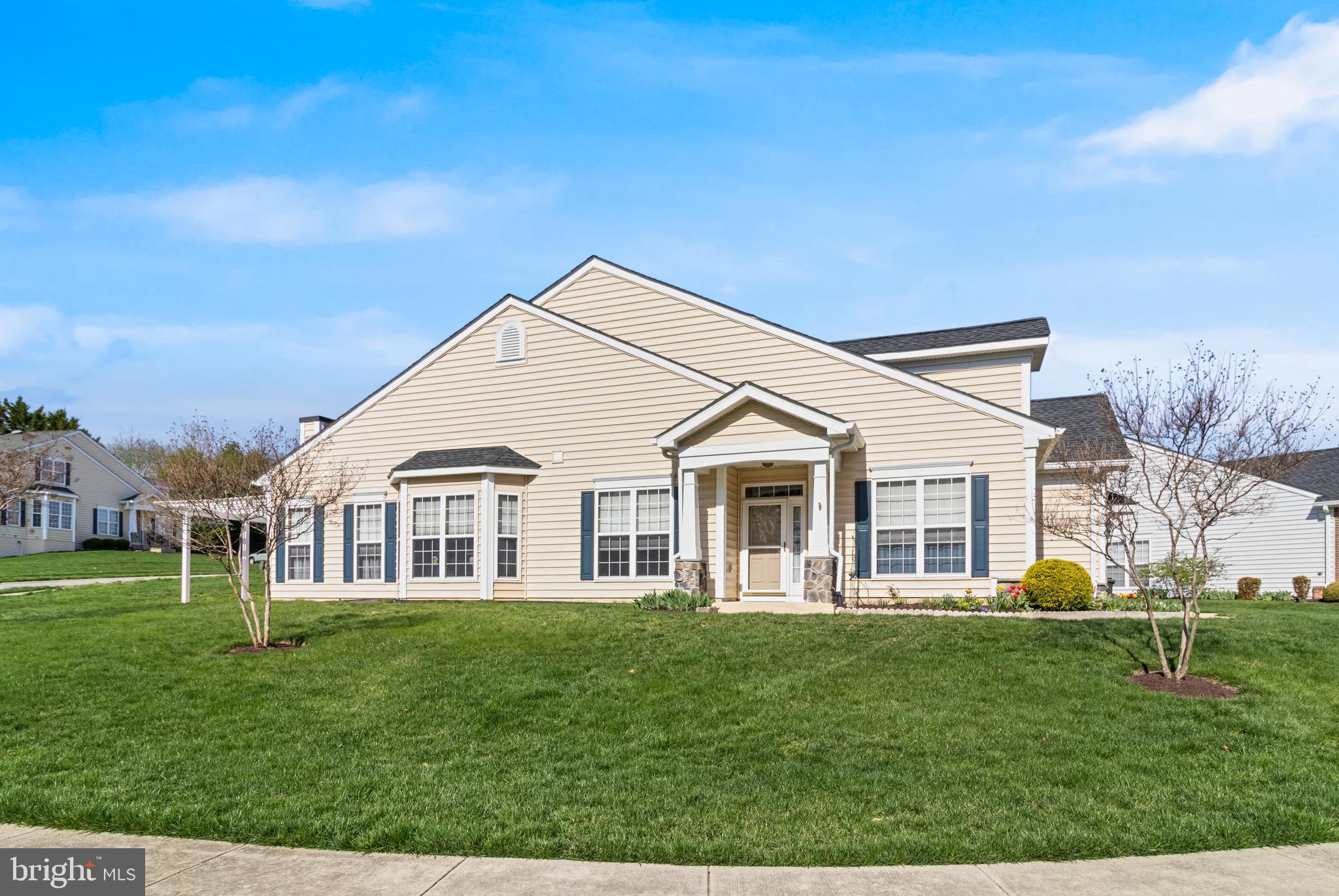 HAWTHORNE GREENE - Residential