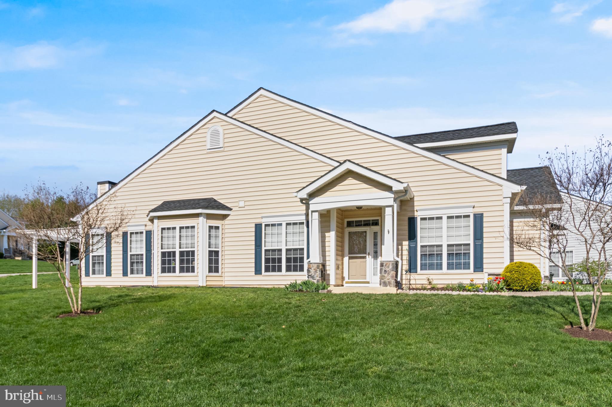 HAWTHORNE GREENE - Residential