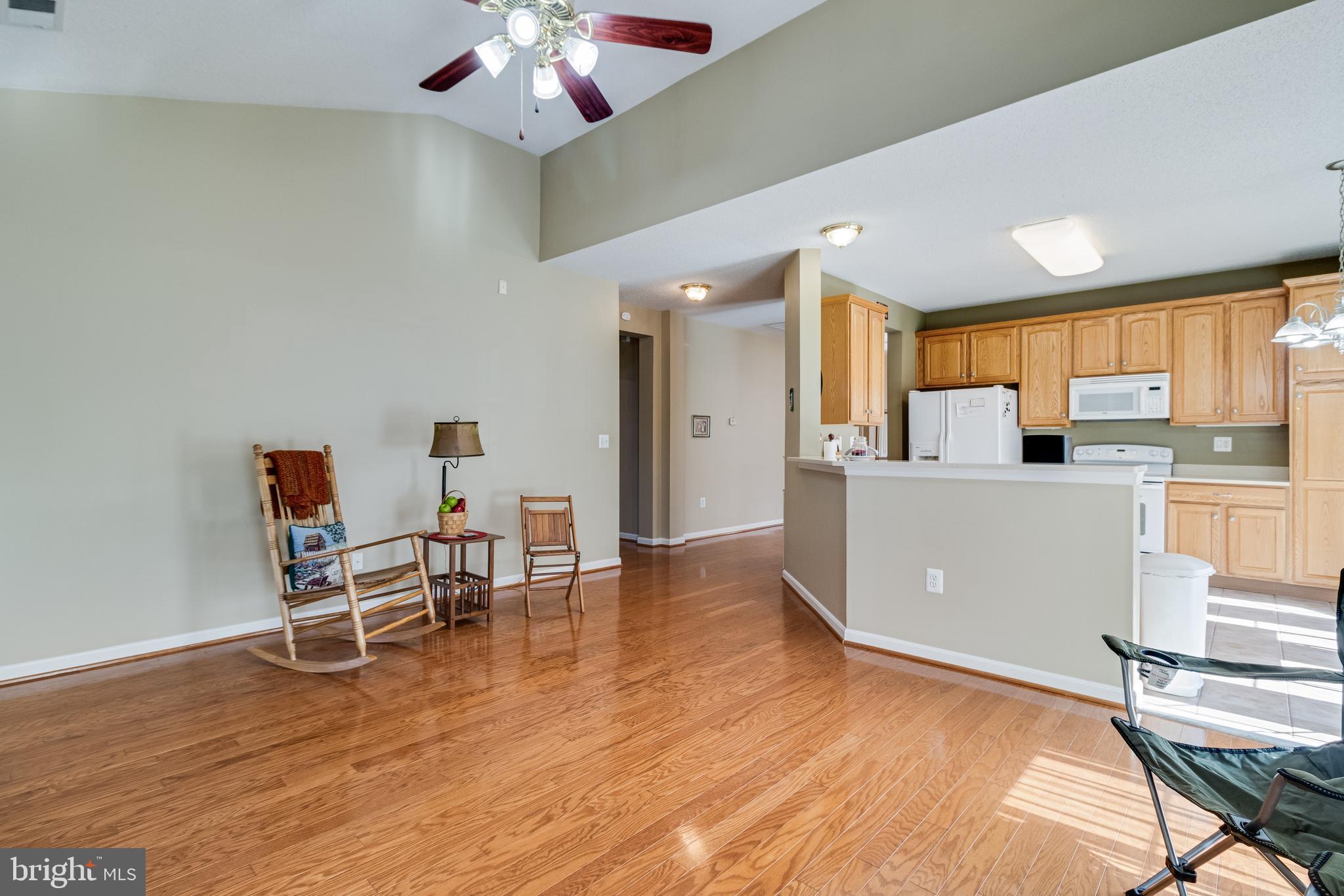 HAWTHORNE GREENE - Residential