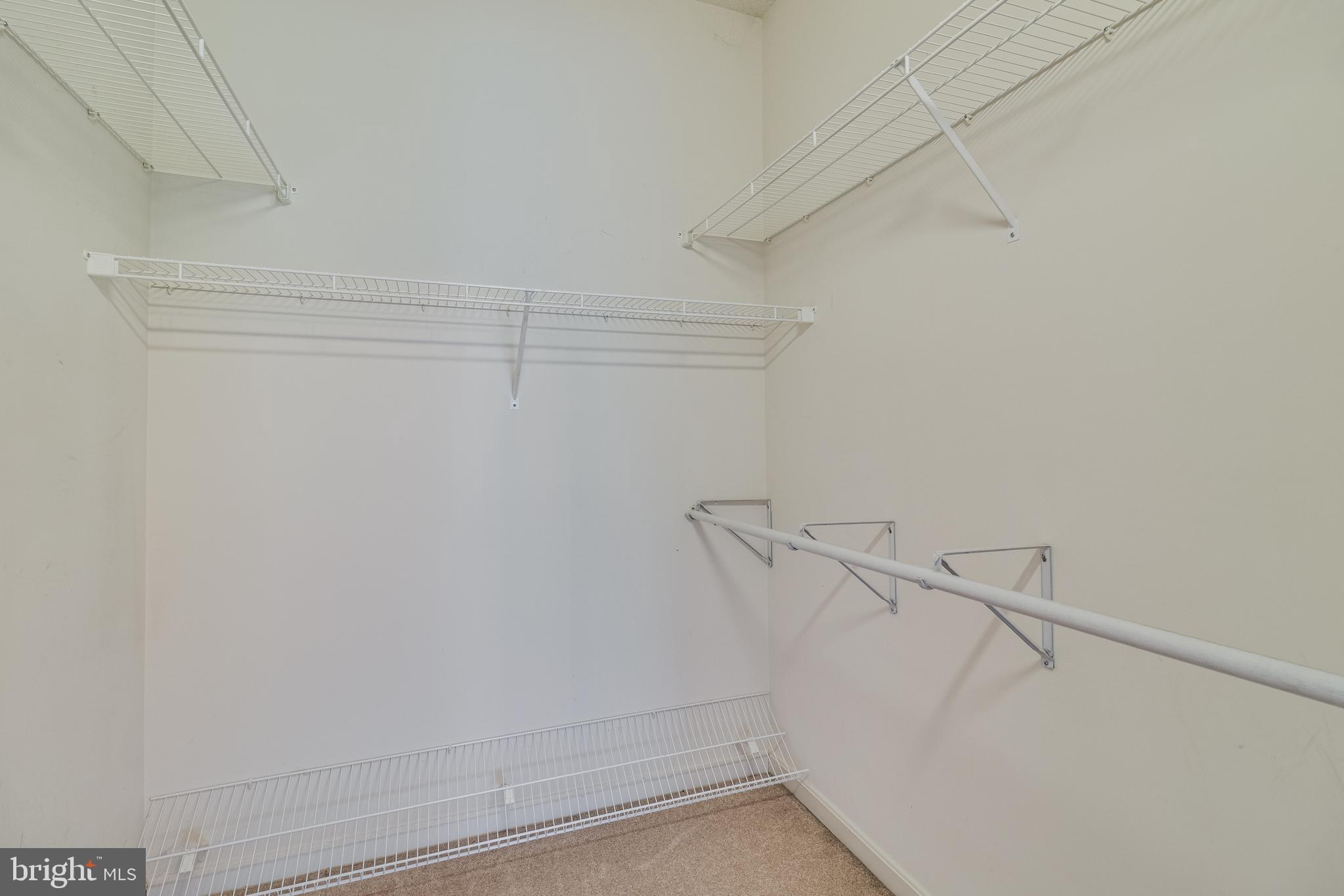 HAWTHORNE GREENE - Residential