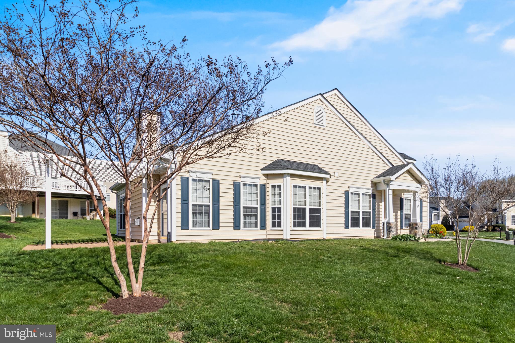 HAWTHORNE GREENE - Residential