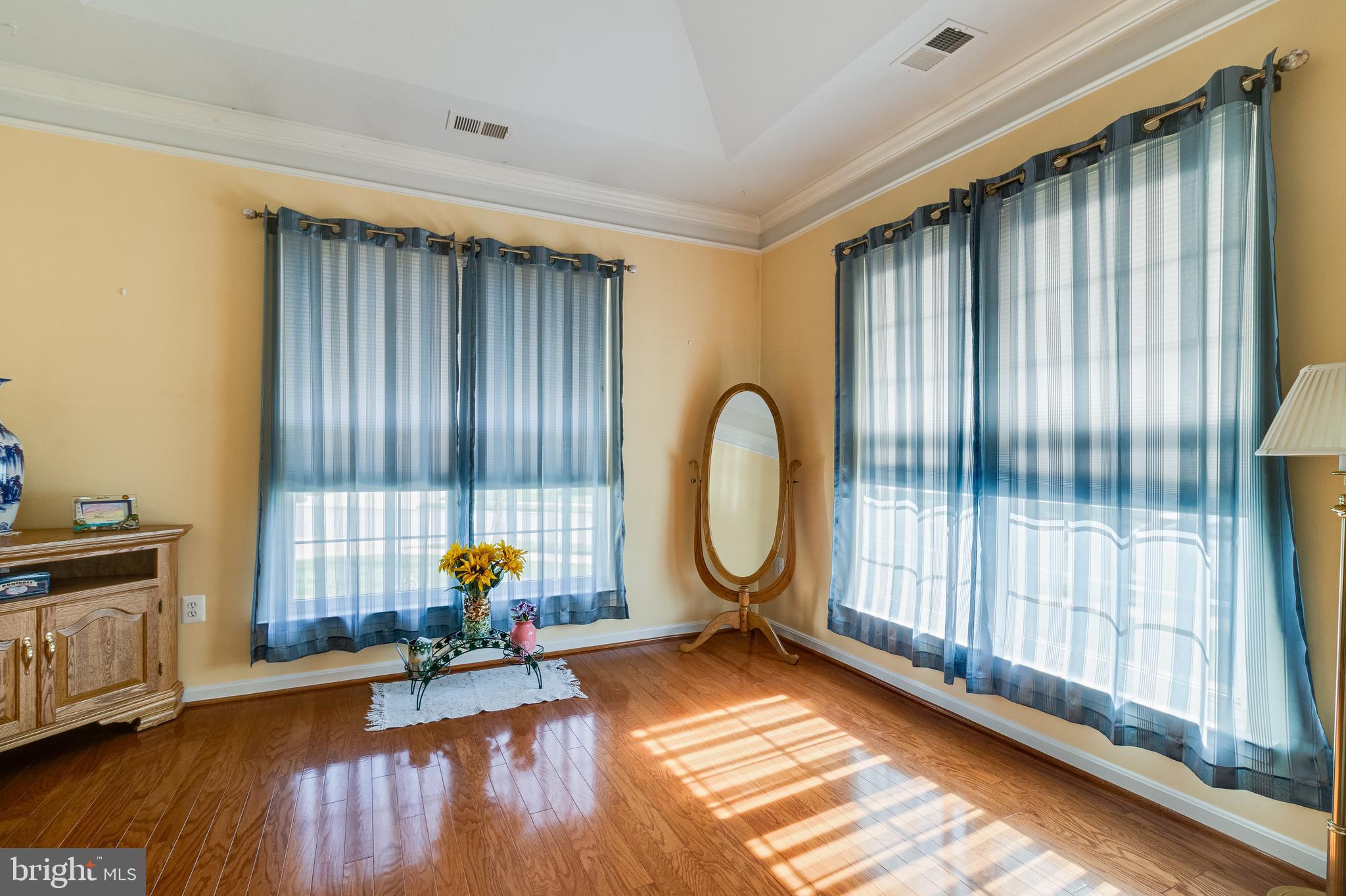 HAWTHORNE GREENE - Residential