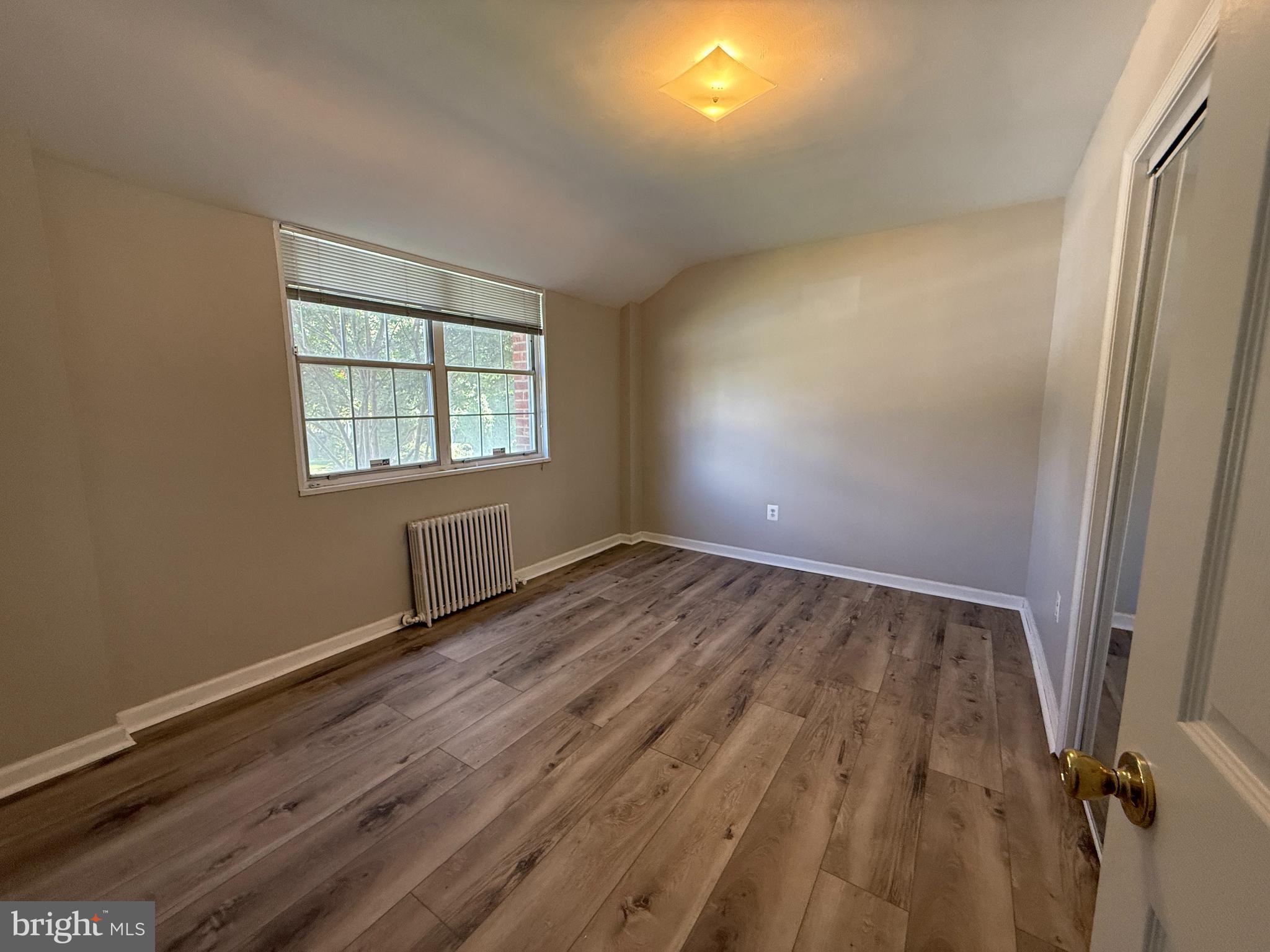 ROSSLYN - Residential Lease