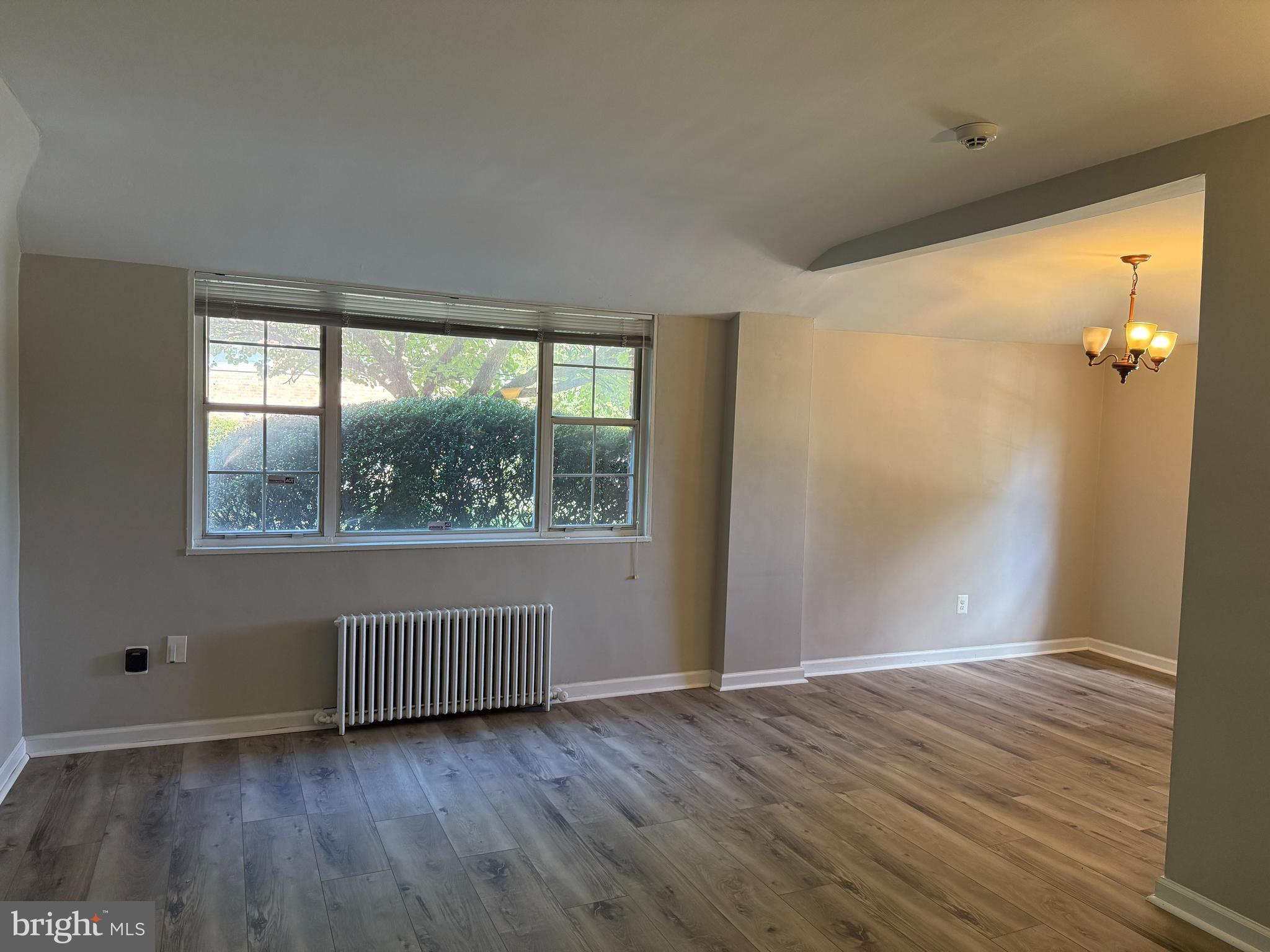 ROSSLYN - Residential Lease