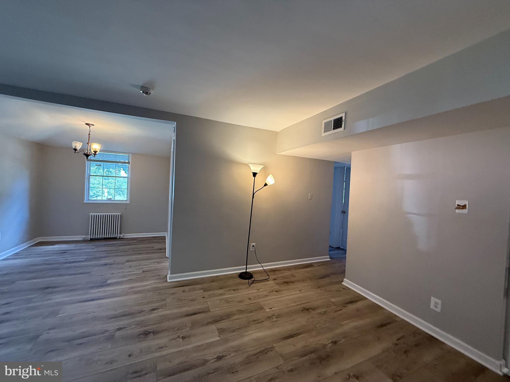 ROSSLYN - Residential Lease