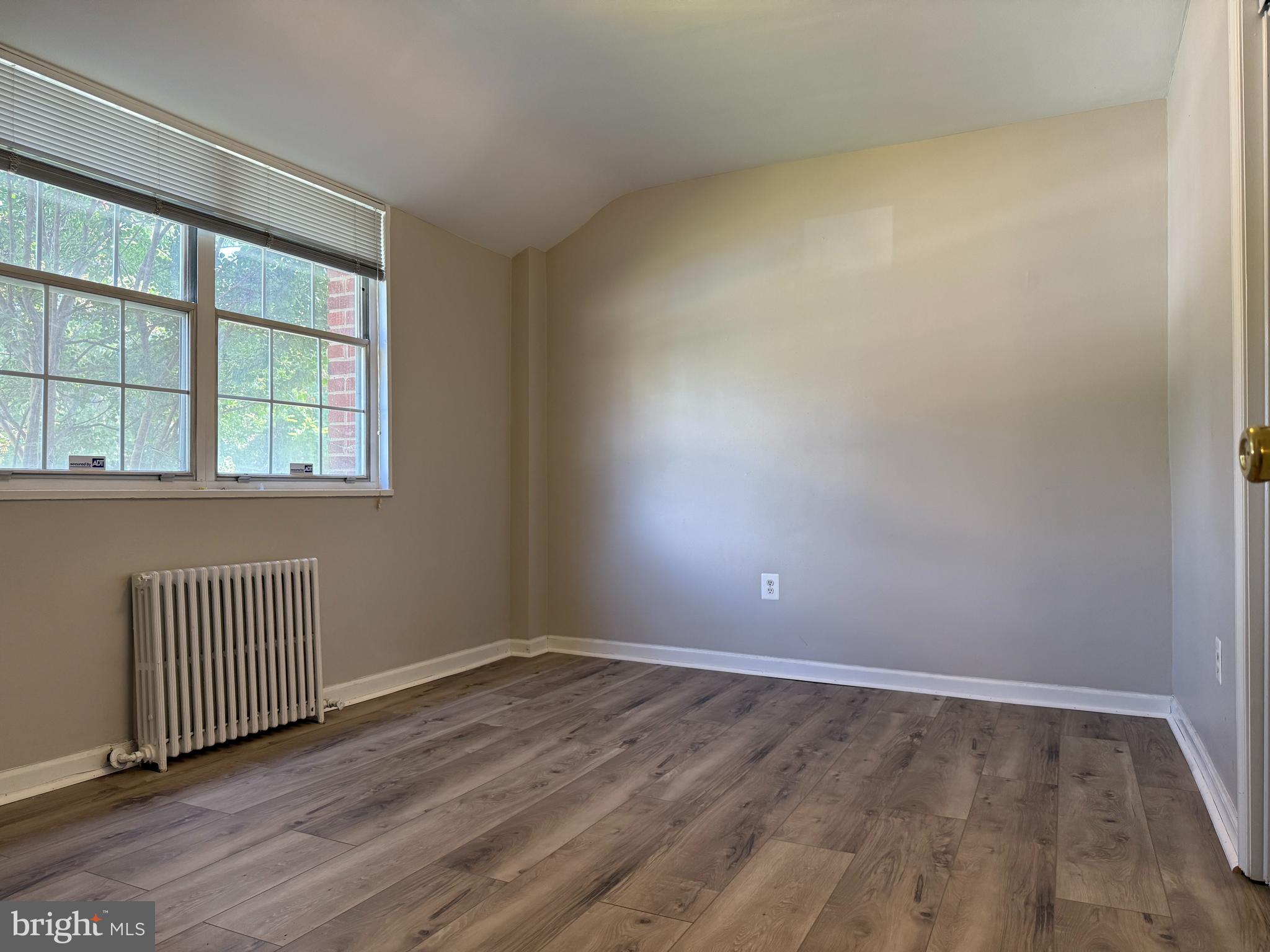 ROSSLYN - Residential Lease