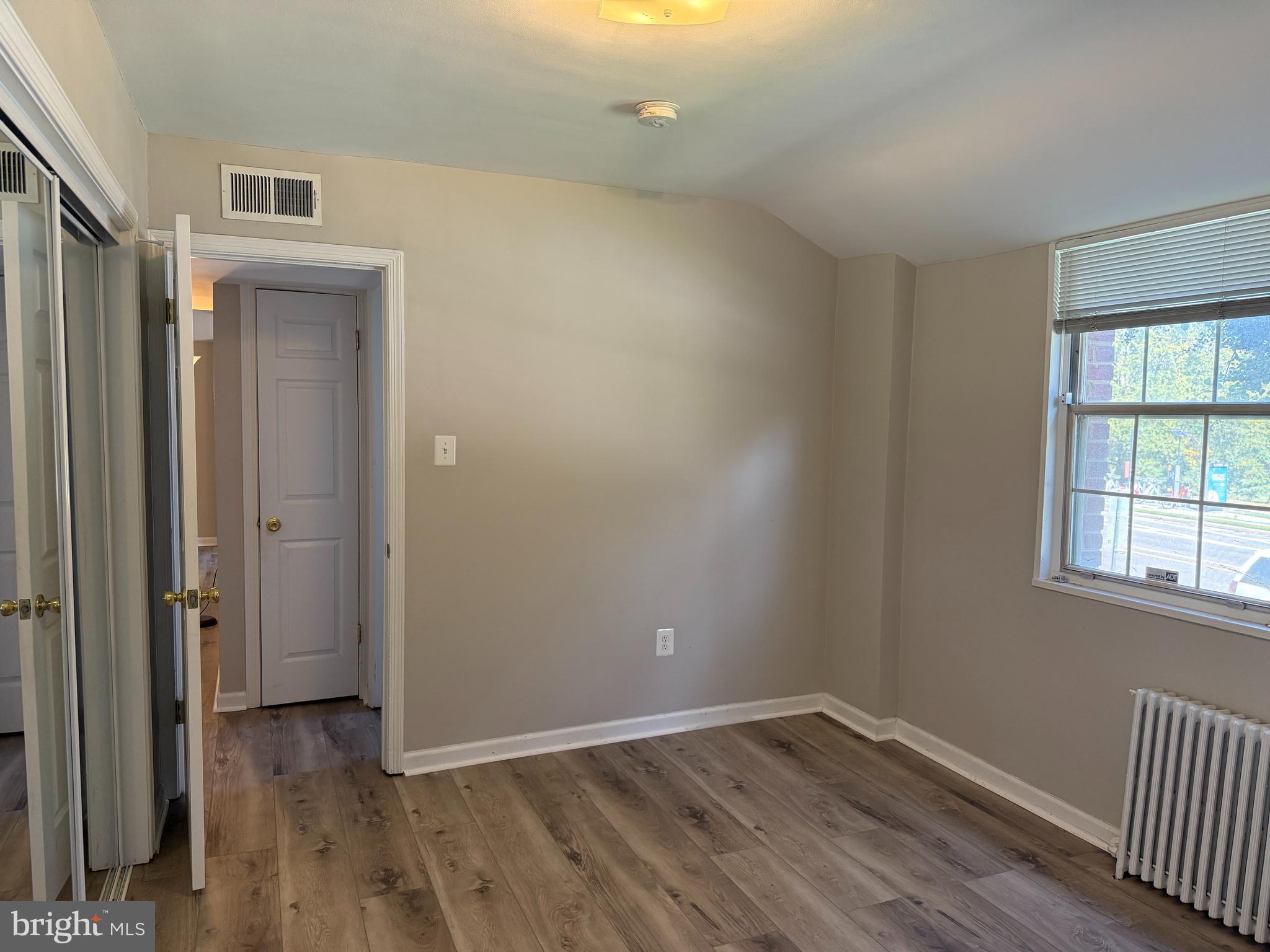 ROSSLYN - Residential Lease