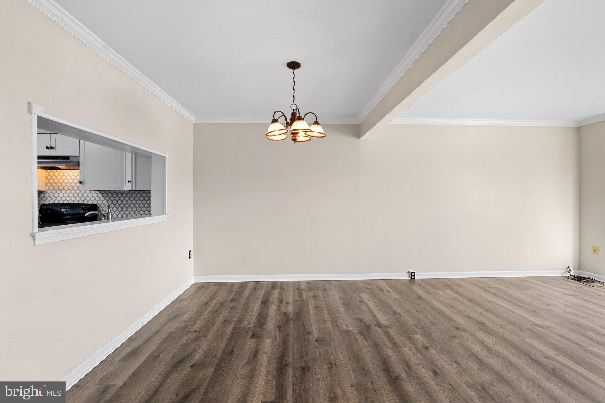 ROBIN MEADOWS - Residential Lease