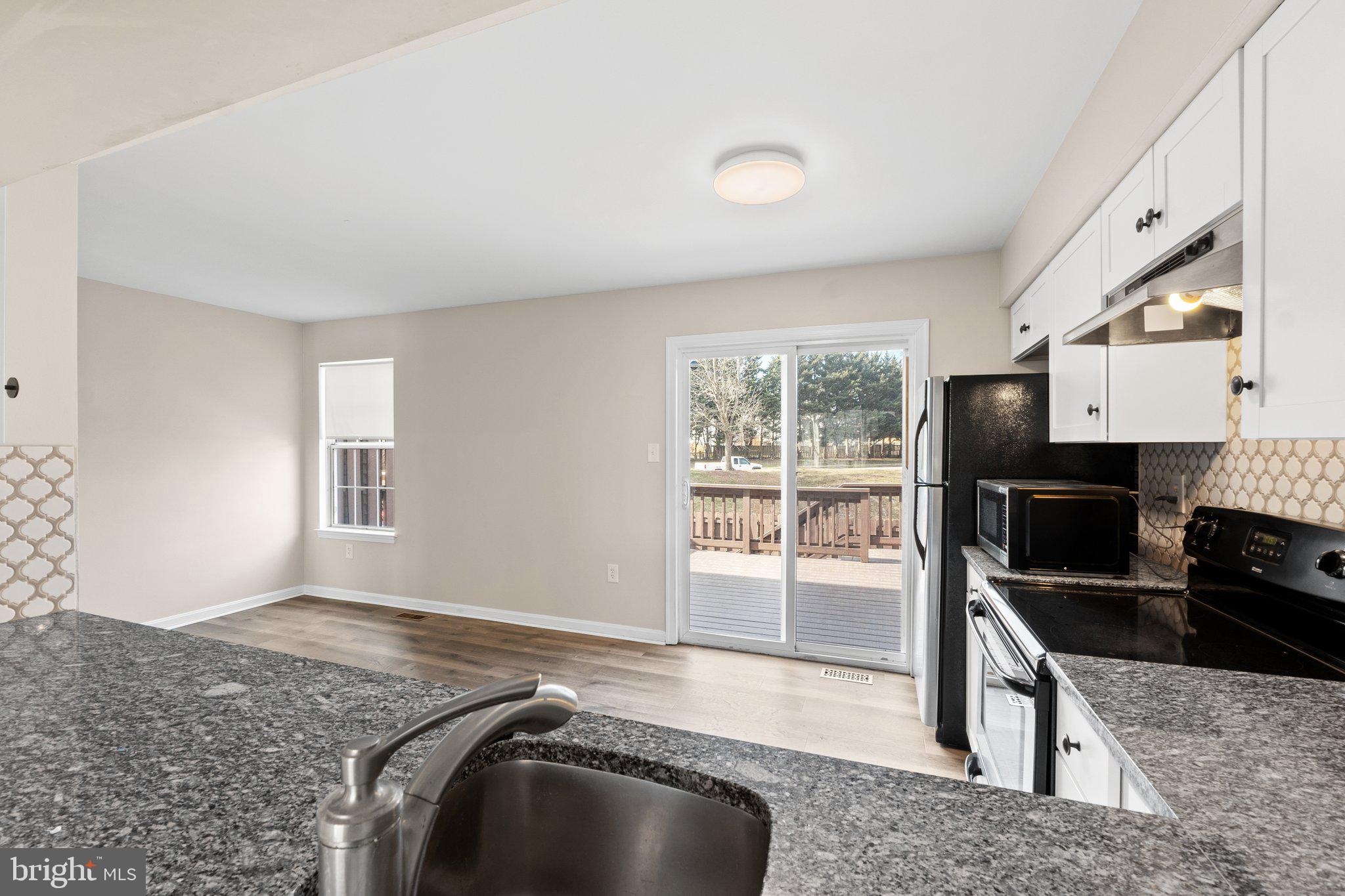 ROBIN MEADOWS - Residential Lease