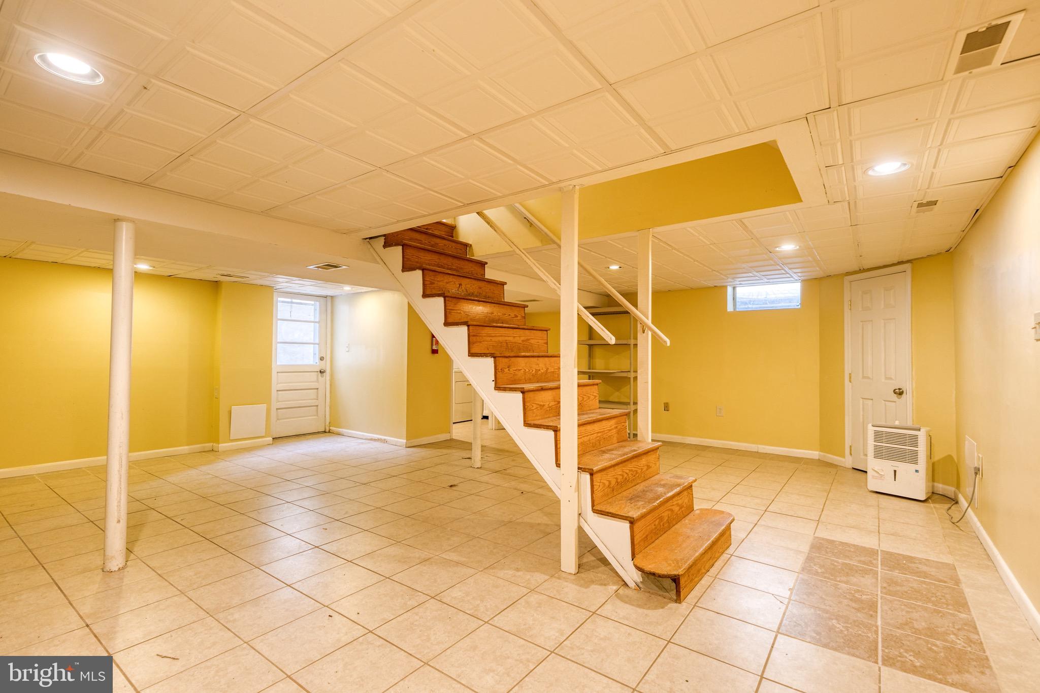 LUTHER VILLAGE - Residential Lease