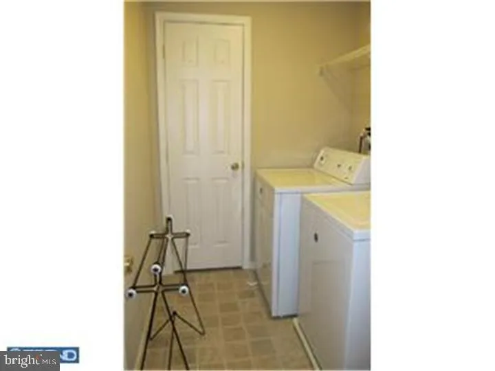 Pennington, New Jersey 08534, United States, 3 Bedrooms Bedrooms, ,3 BathroomsBathrooms,Residential,Active,156172