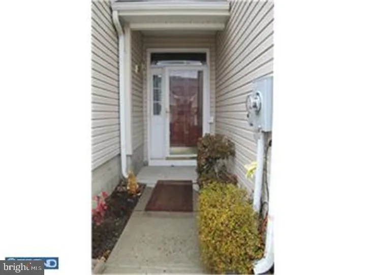 Pennington, New Jersey 08534, United States, 3 Bedrooms Bedrooms, ,3 BathroomsBathrooms,Residential,Active,156172