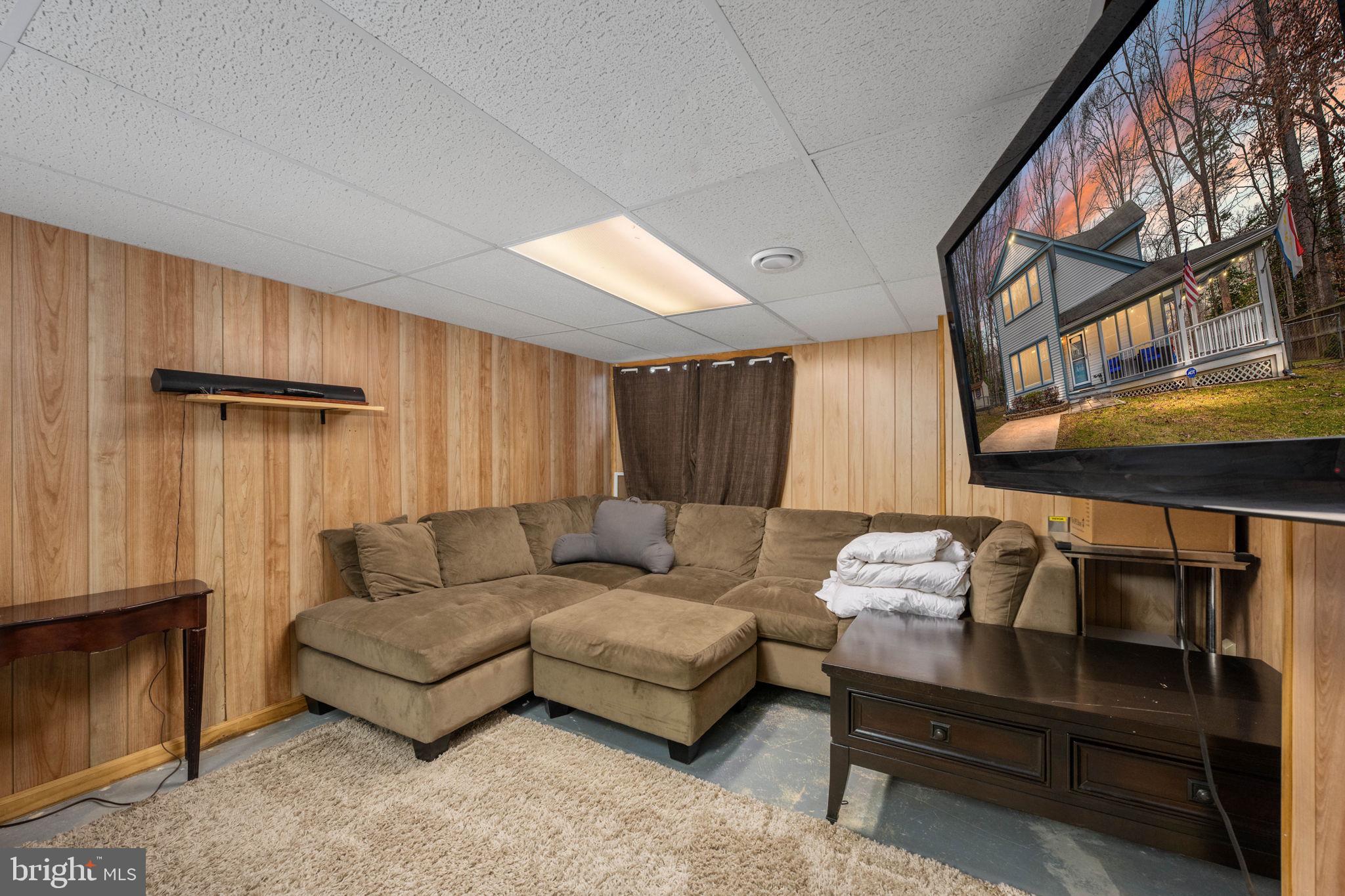 AQUIA HARBOUR - Residential Lease