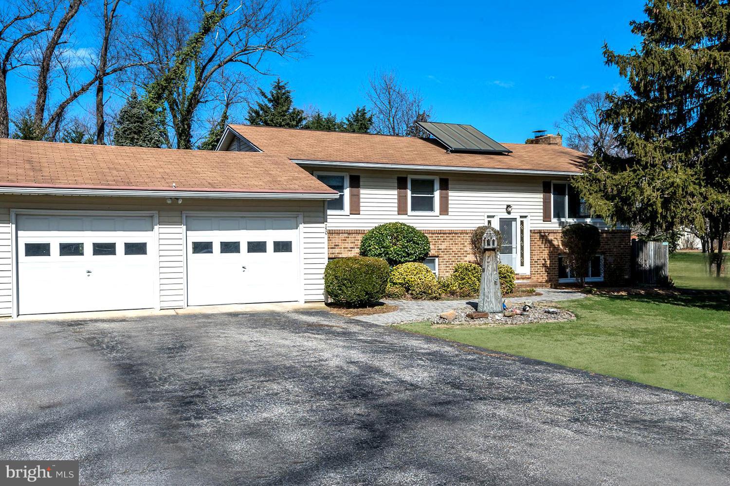 WHITEHALL BEACH - Residential