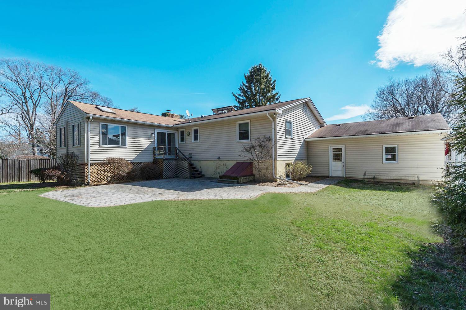 WHITEHALL BEACH - Residential