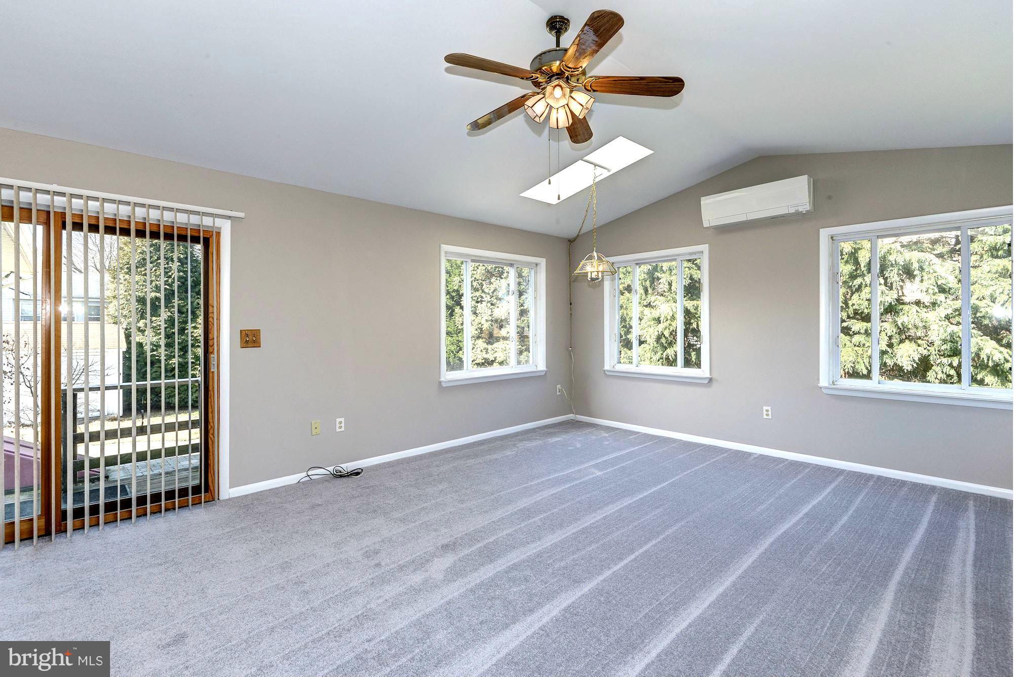 WHITEHALL BEACH - Residential