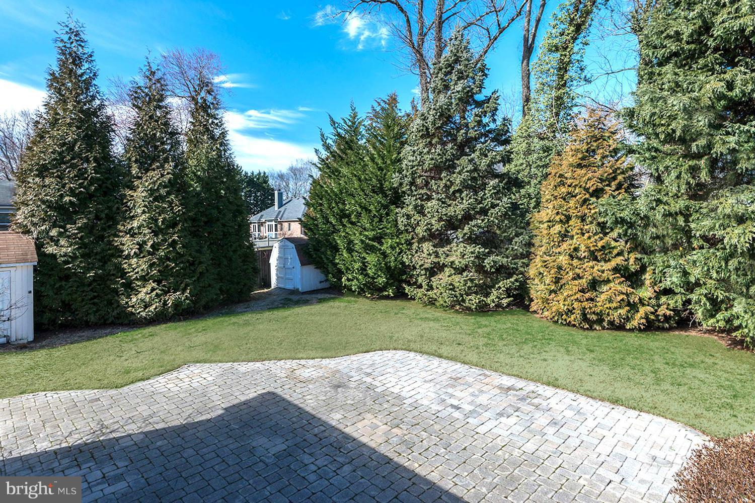 WHITEHALL BEACH - Residential