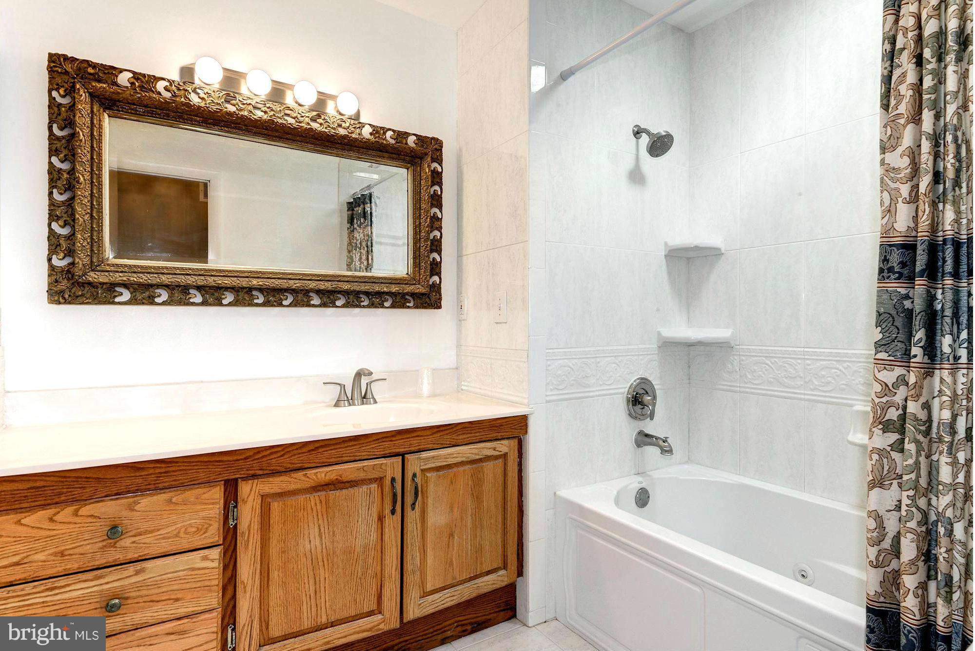 WHITEHALL BEACH - Residential