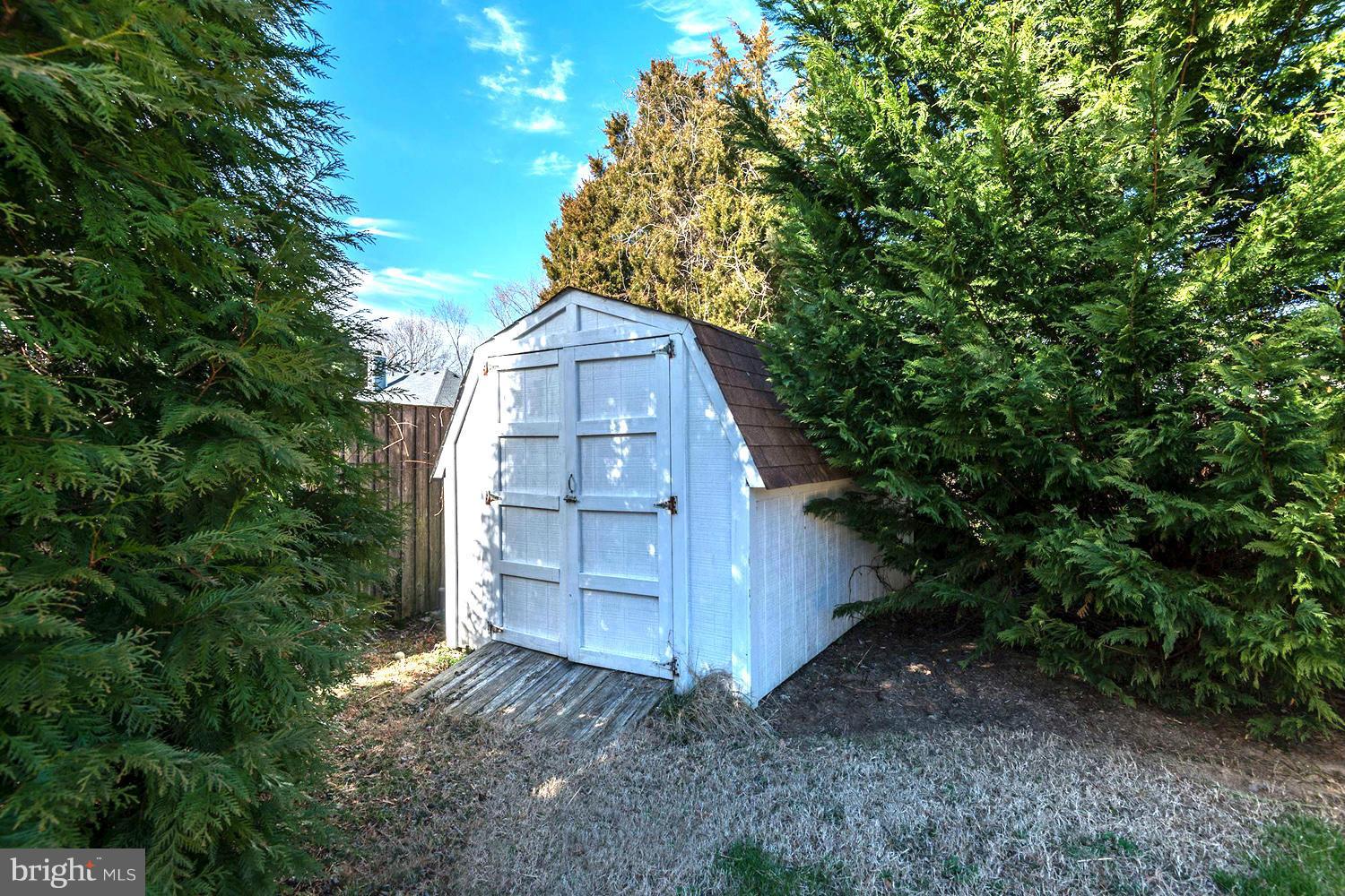 WHITEHALL BEACH - Residential