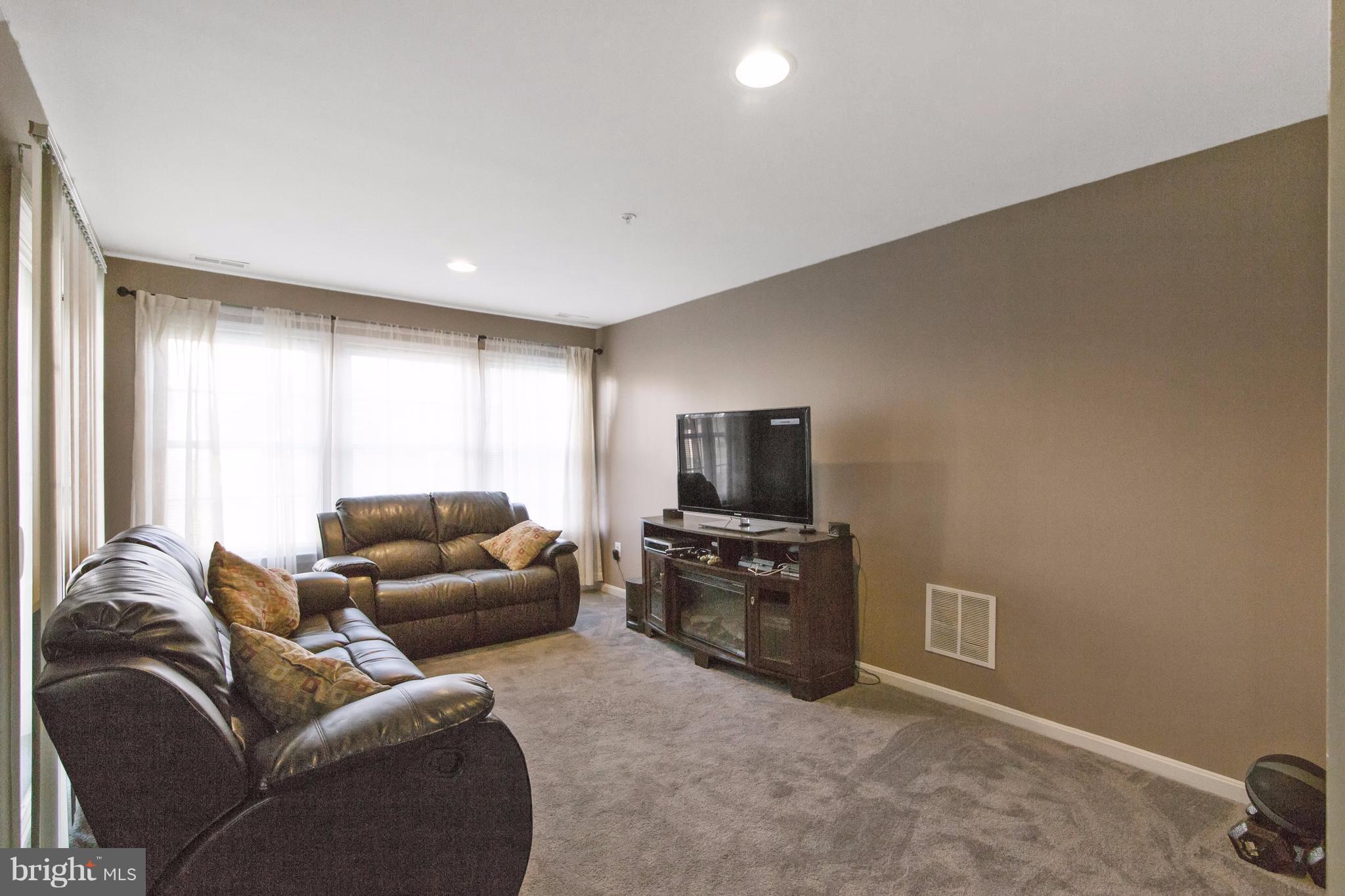 CROFTON VALLEY - Residential