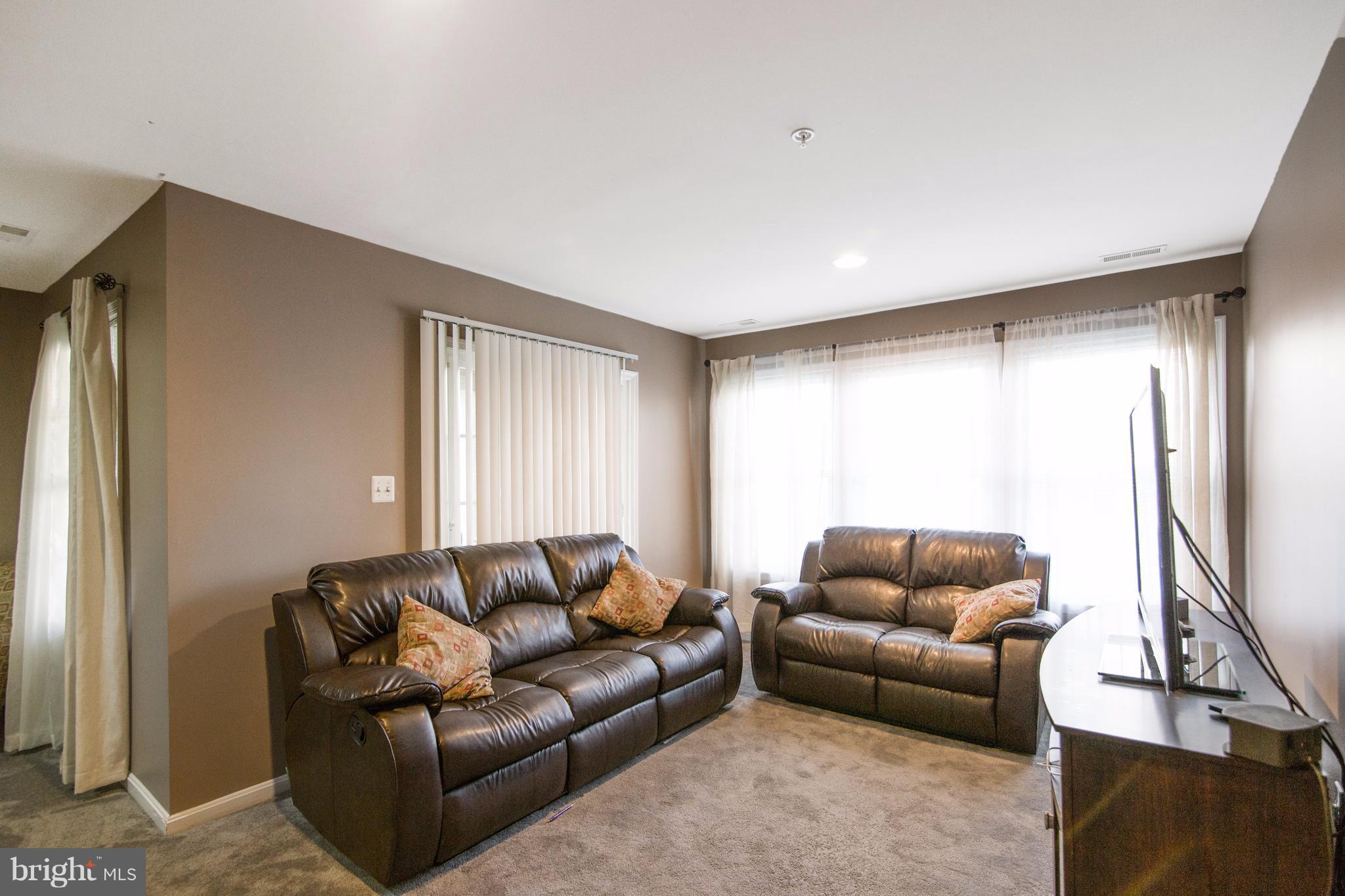 CROFTON VALLEY - Residential