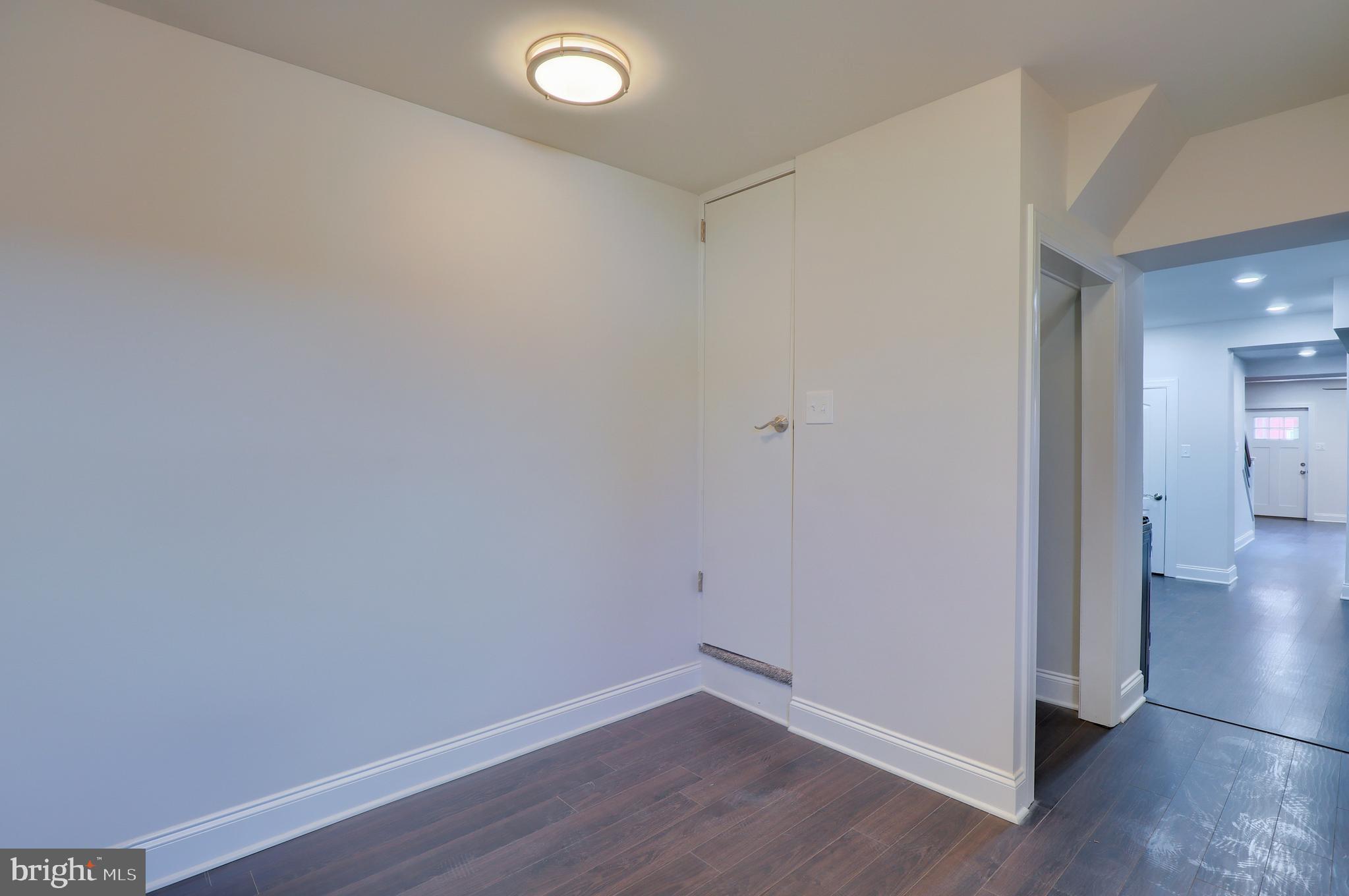 SOUTH LANCASTER - Residential