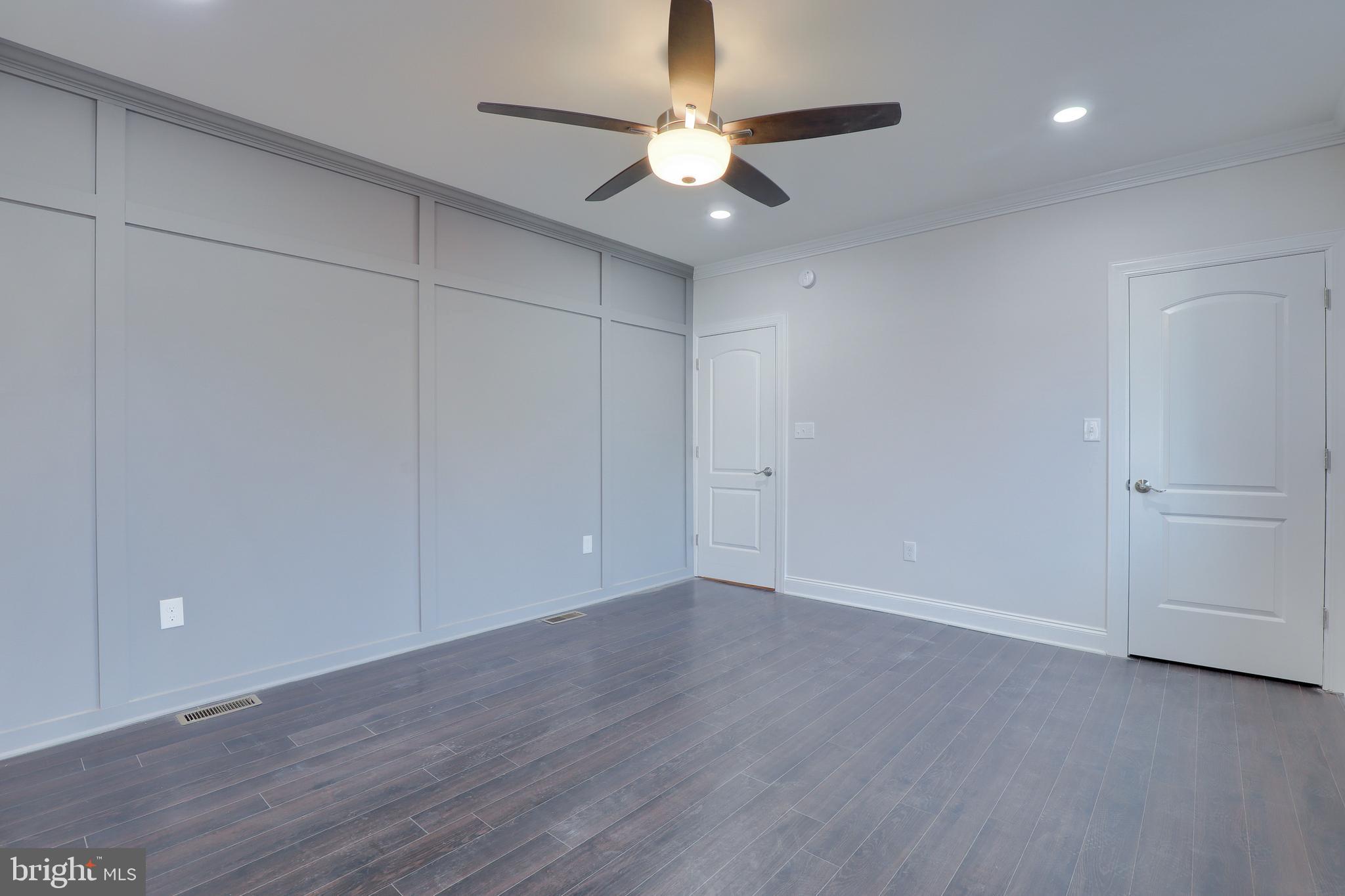 SOUTH LANCASTER - Residential